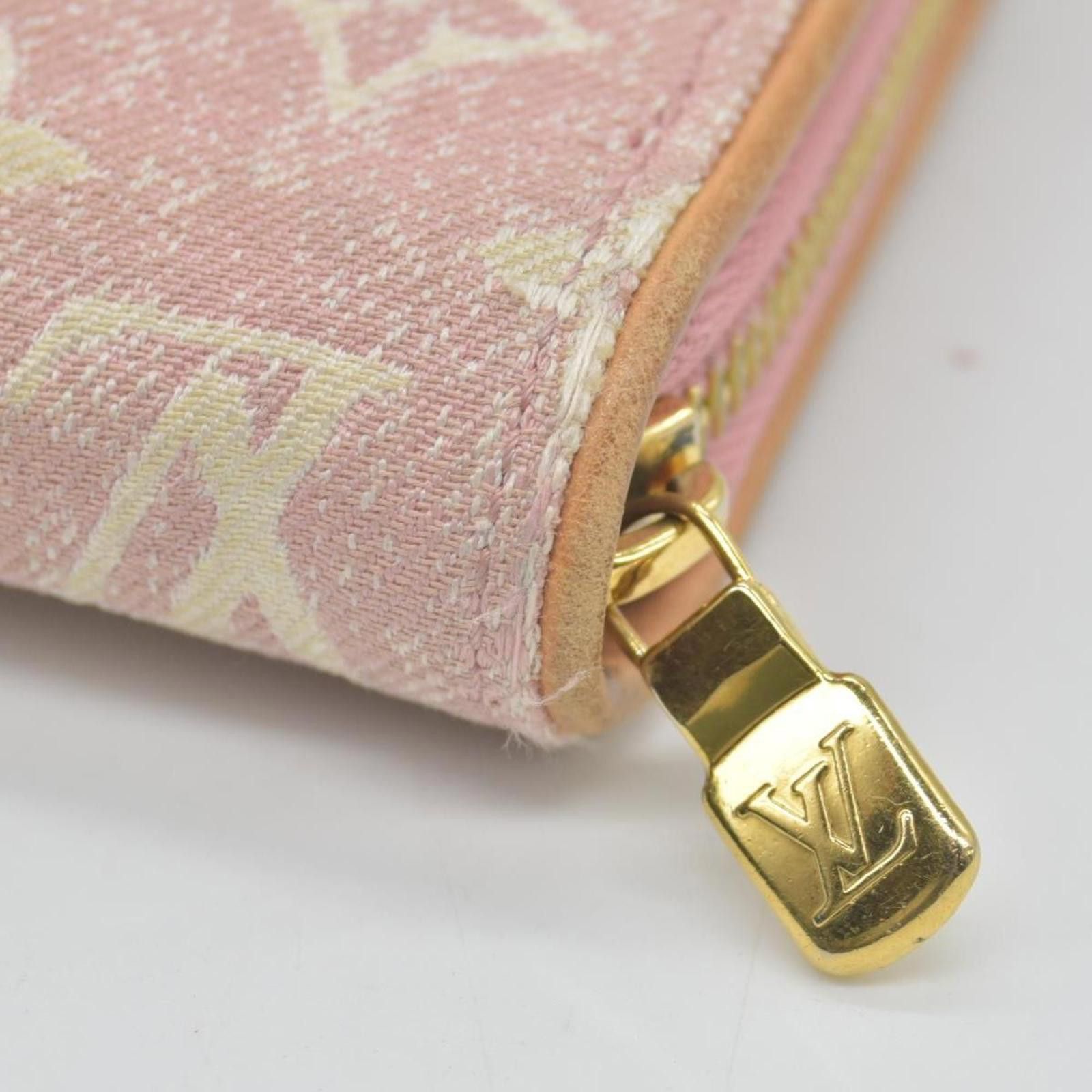 Louis Vuitton $1060 Louis Vuitton Denim Monogram Jacquard Zippy Wallet Size ONE SIZE - 12 Thumbnail