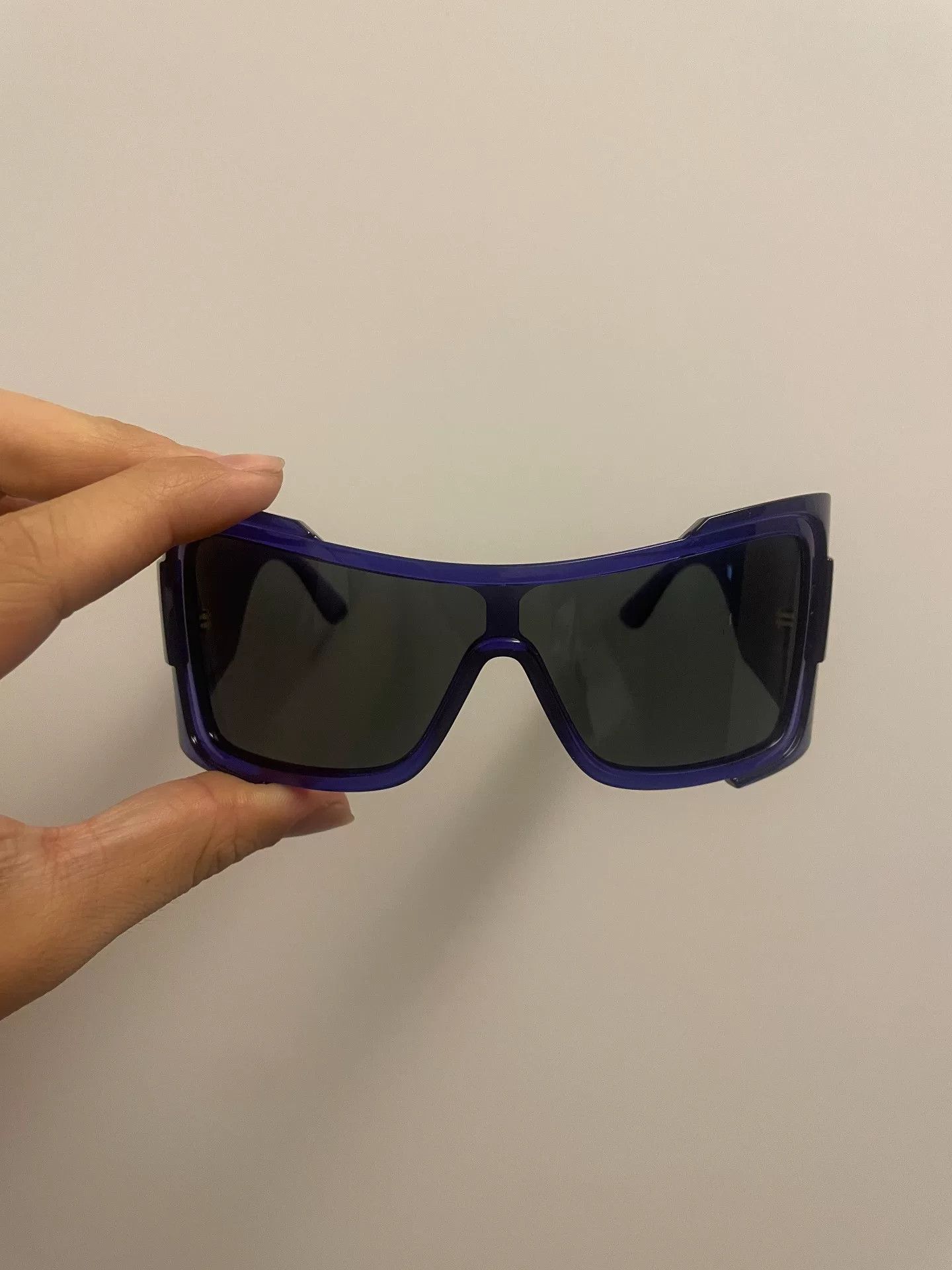 Versace versace shield shape sunglasses with medusa logo Size ONE SIZE - 1 Thumbnail
