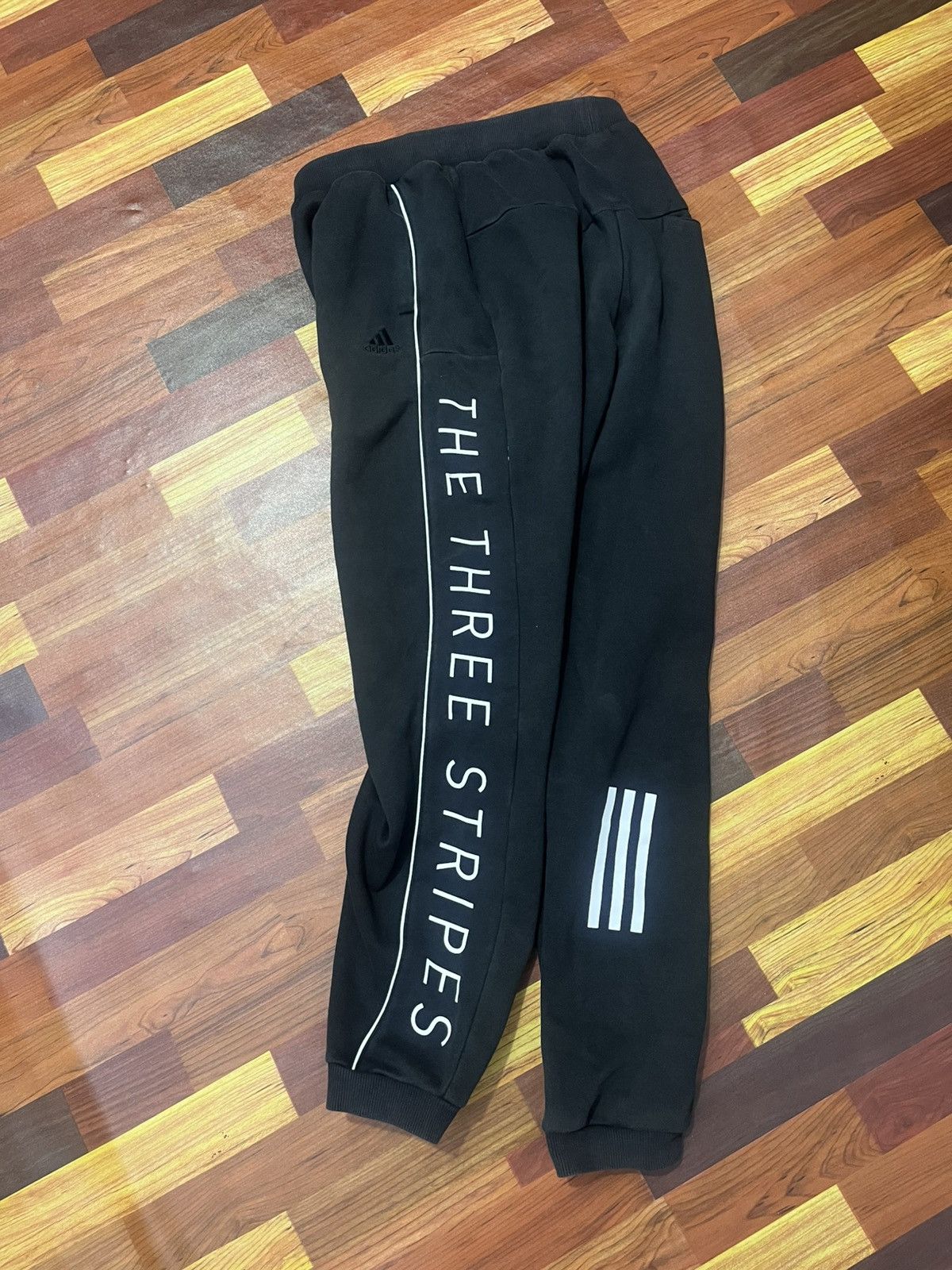 Adidas Adidas Three Stripes Side Text Jogger Pants Black Size US 30 / EU 46 - 6 Thumbnail