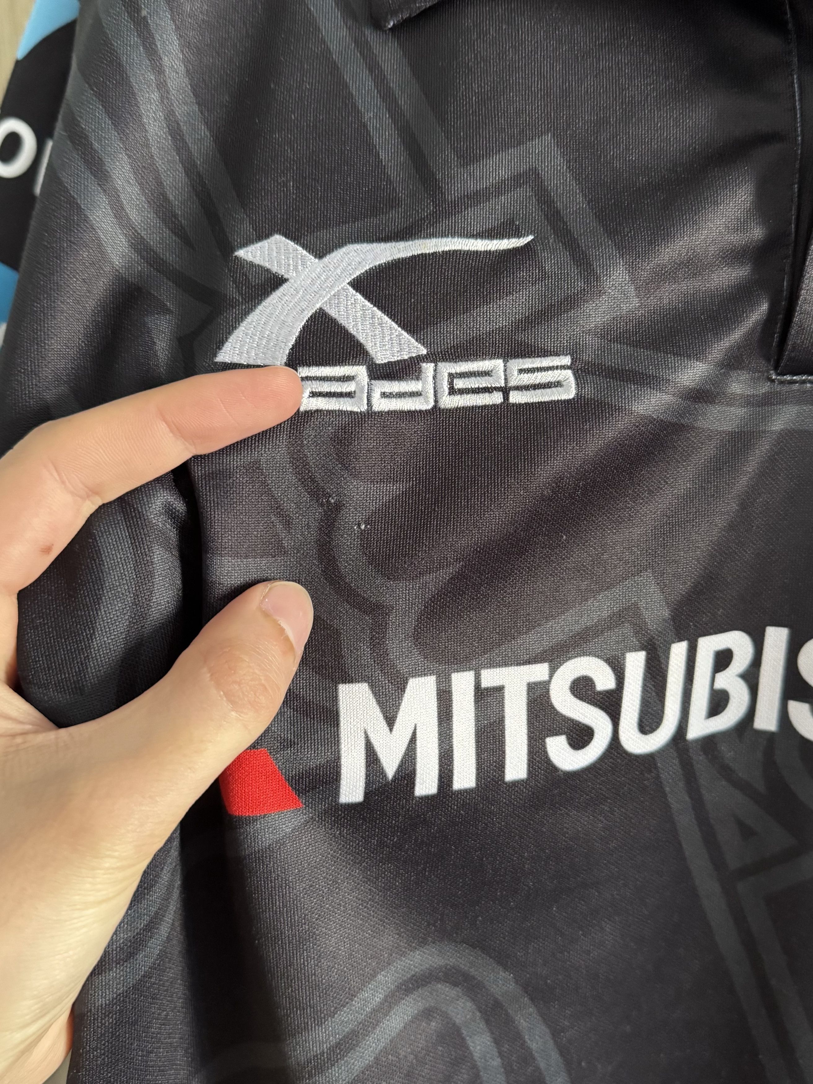 Vintage Gloucester Rugby Away Shirt 2016/2017 - XBlades Size US M / EU 48-50 / 2 - 6 Thumbnail