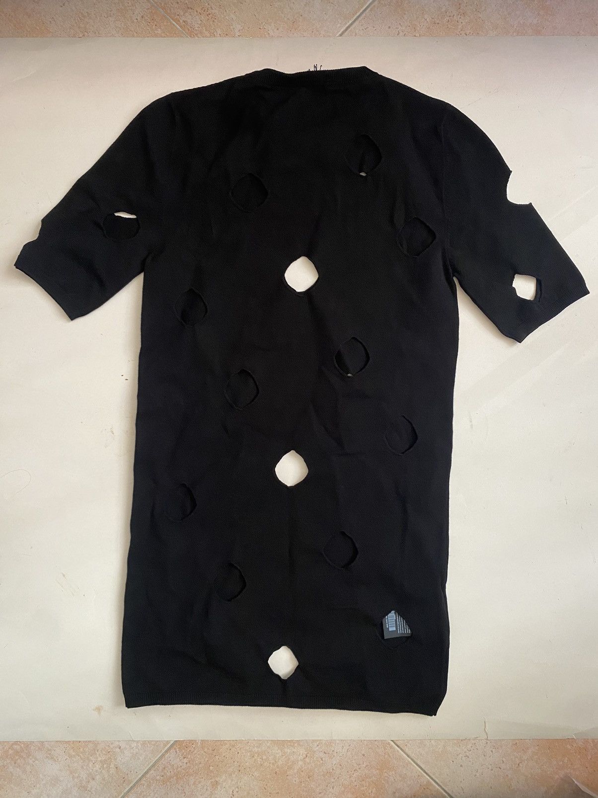 Prada 🧀80% off🧀 Prada cut out black top Size L / US 10 / IT 46 - 7 Thumbnail