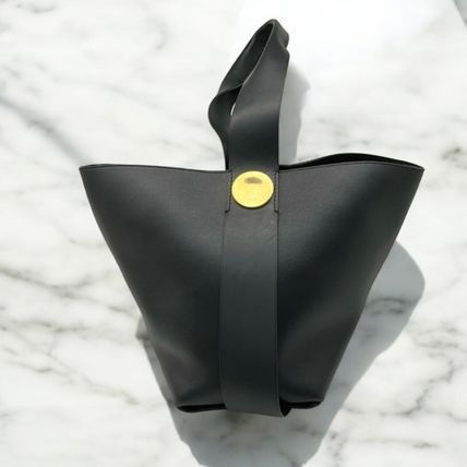 Jil Sander o1loc1c1124 Size: OS/ Bucket Bag in Black Size ONE SIZE - 1 Preview