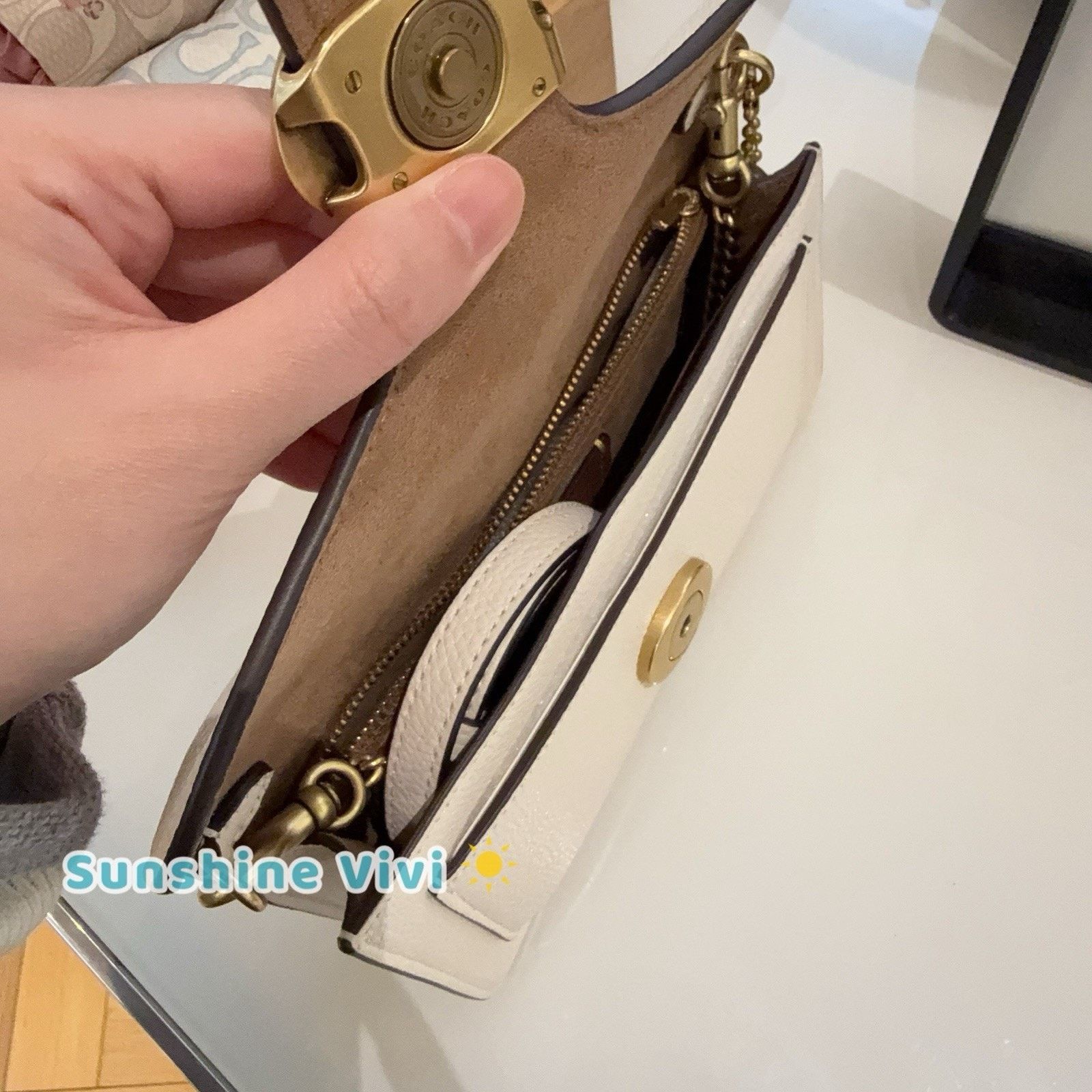 Coach NWT Coach TABBY CE772 Chain Clutch Bag Leather Chalk Size ONE SIZE - 6 Thumbnail