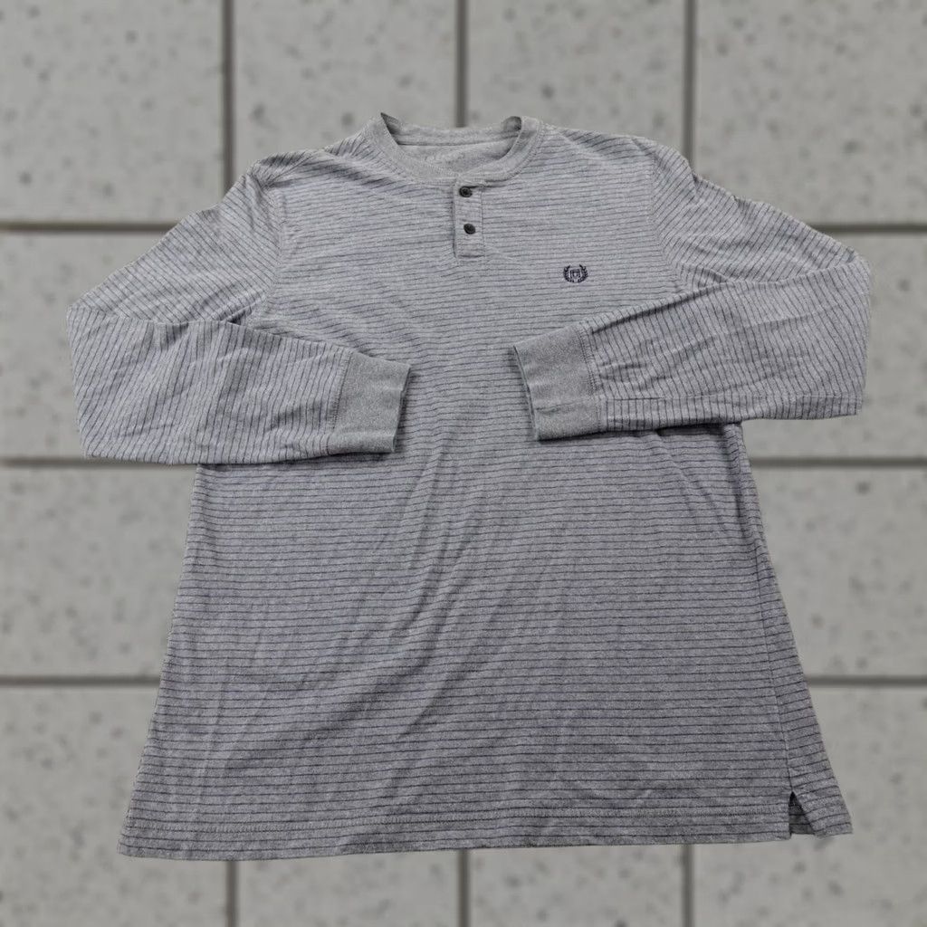 Chaps Chaps Shirt Mens XL Gray Crest Long Sleeve Henley Casual Preppy Size US XL / EU 56 / 4 - 1 Thumbnail