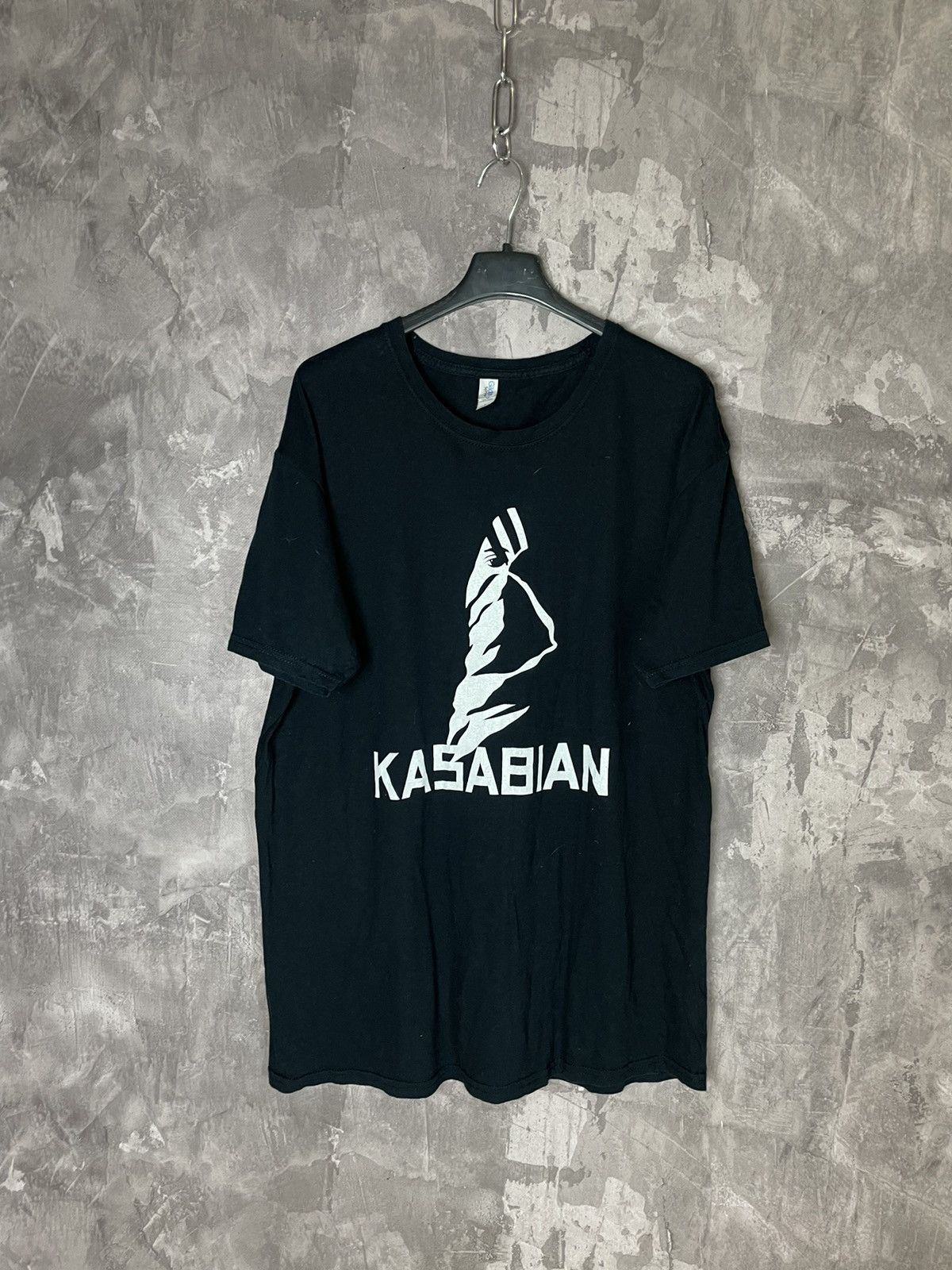 Band Tees × Vintage Vintage Kasabian Tour Graphic Big Logo T-Shirt Size US L / EU 52-54 / 3 - 1 Thumbnail