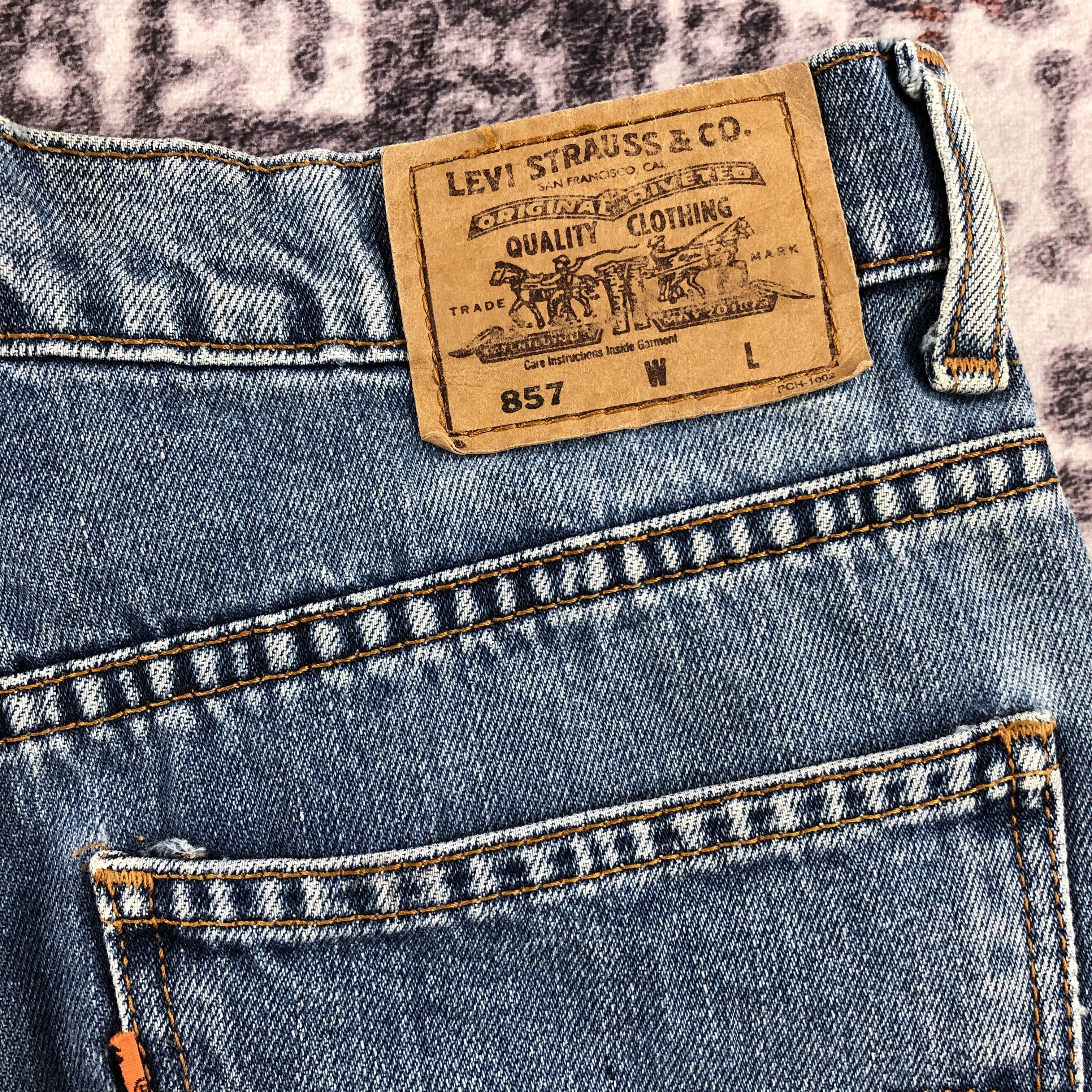 Levi's × Vintage 90s Vintage Blue Wash Levis 857 Flare Jeans-JM2139 Size 27" / US 4 / IT 40 - 5 Thumbnail