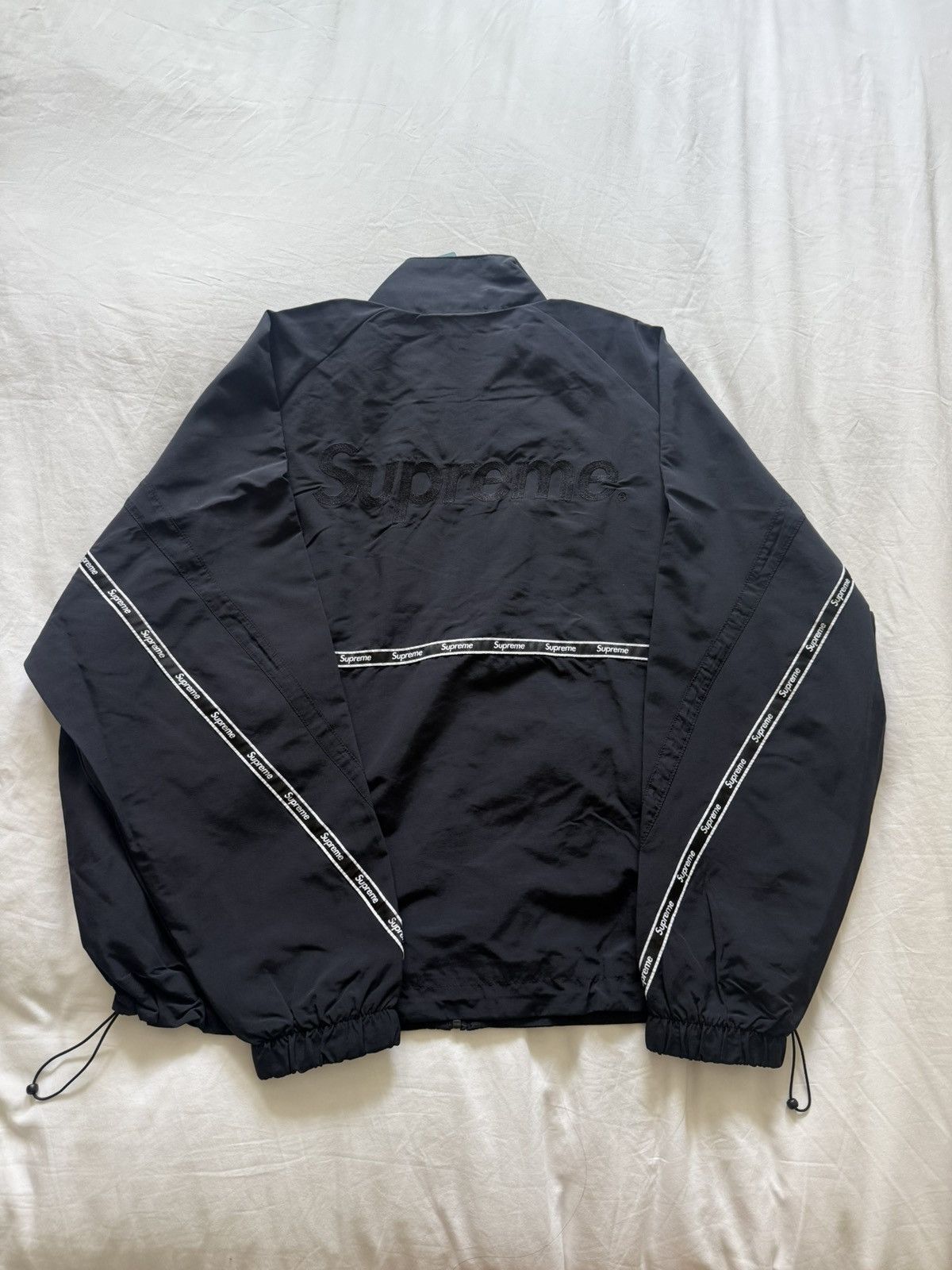 Supreme Supreme Logo Taping Track Jacket Black ( M ) SS26 Size US M / EU 48-50 / 2 - 2 Thumbnail