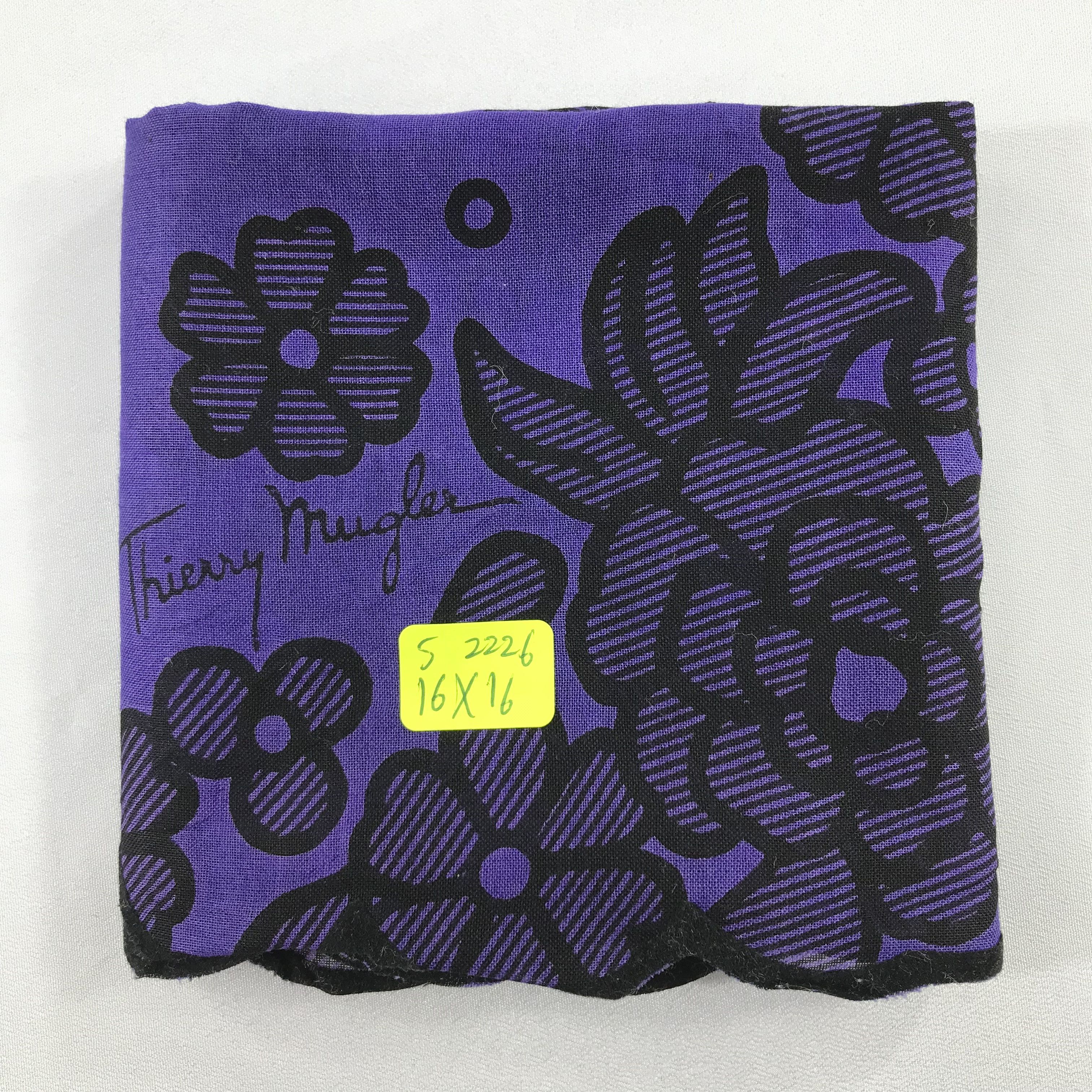 Thierry Mugler Thierry Mugler Bandana / Handkerchief / Neckerchief -S2226 Size ONE SIZE - 5 Thumbnail