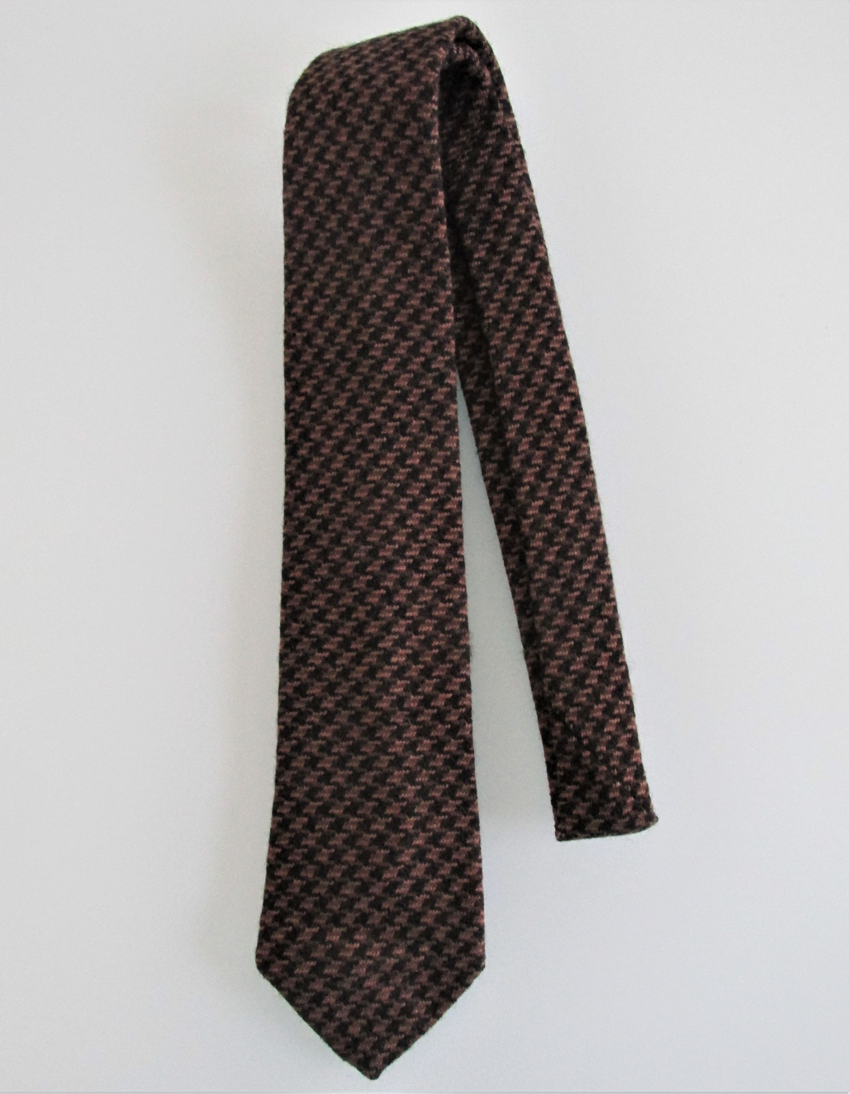 Vintage Loft & Brownstone Vintage Men's Houndstooth Wool Tie | Grailed