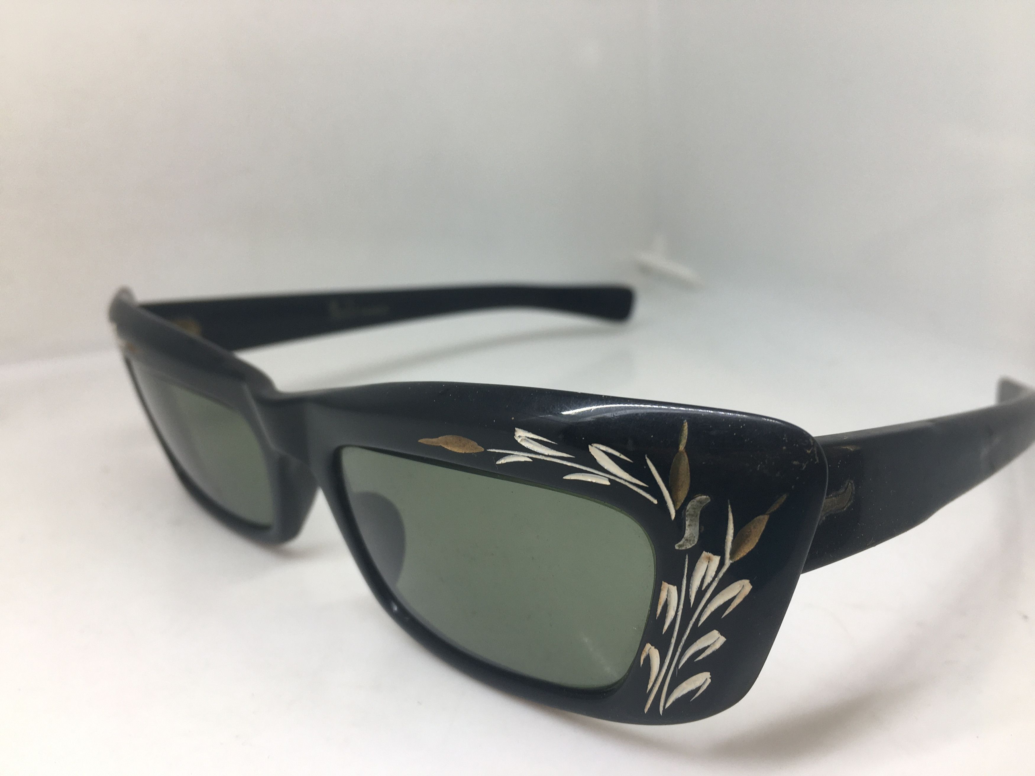 Vintage Handmade Aponis FRANCE GLASS LENS VINTAGE.SUNGLASSES Size ONE SIZE - 3 Thumbnail