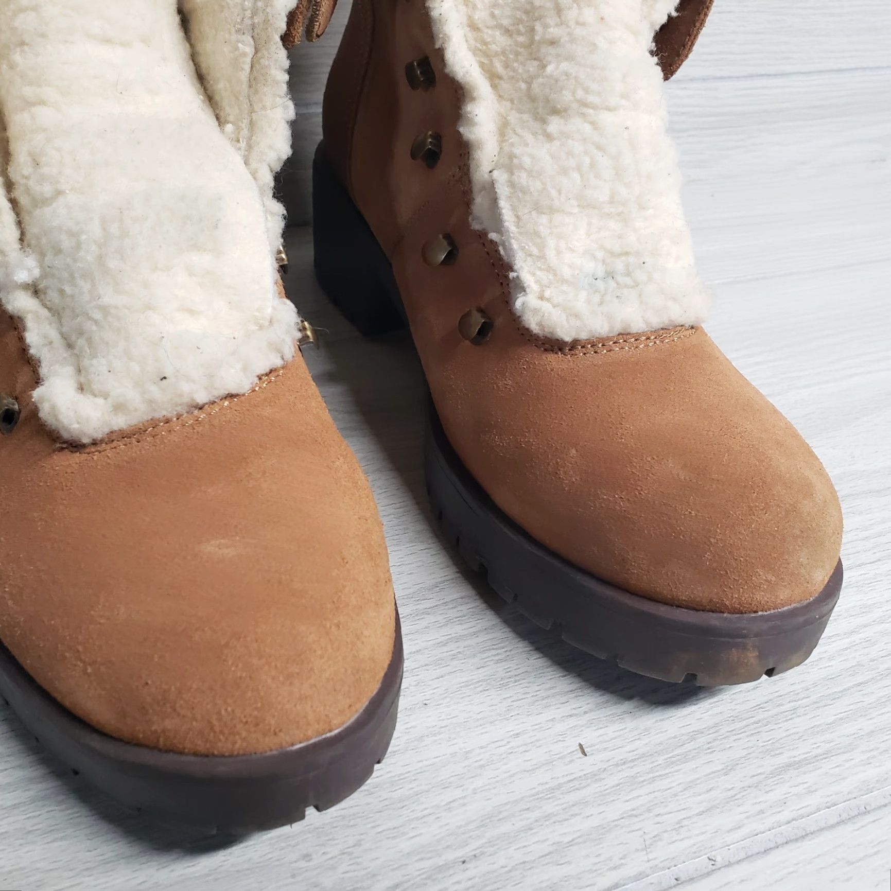 SKECHERS Skechers Boots Women Brown Fur Lined Ankle Winter Low Heel 9.5 Adult Shoes 1990s? Size US 9.5 / IT 39.5 - 4 Thumbnail