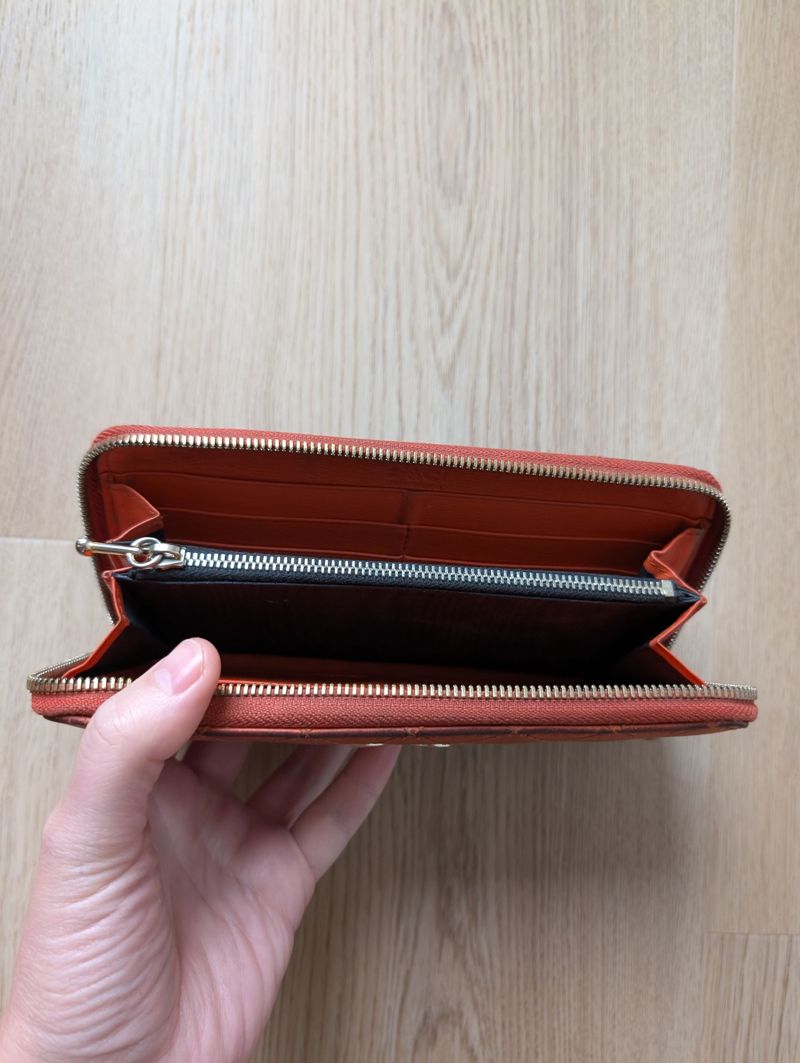 Dolce & Gabbana Dolce Gabbana Orange Leather Clutch Purse Wallet Used (8x4") Size ONE SIZE - 8 Thumbnail