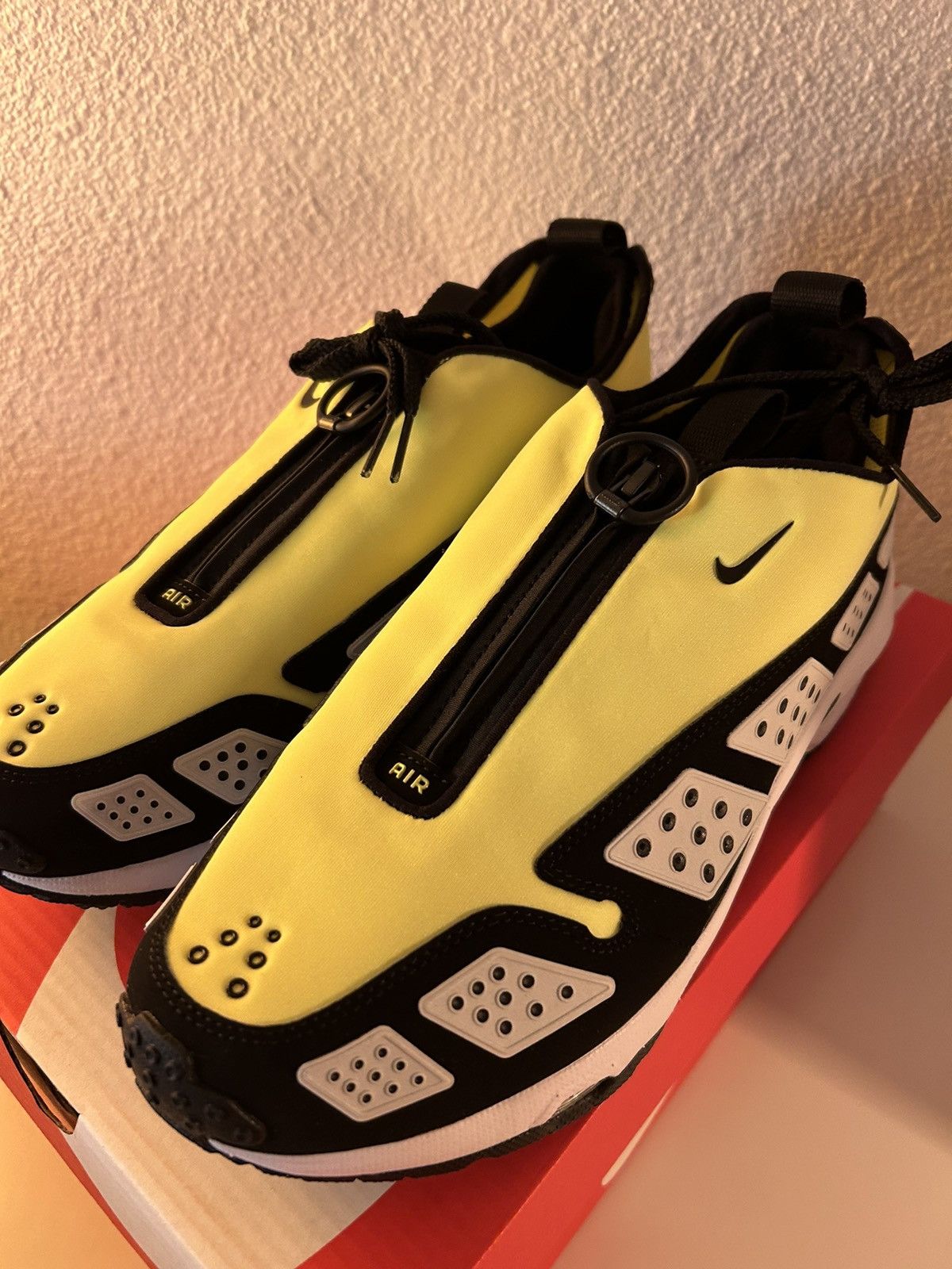 Nike Nike air max SNDR Size US 9 / EU 42 - 2 Thumbnail