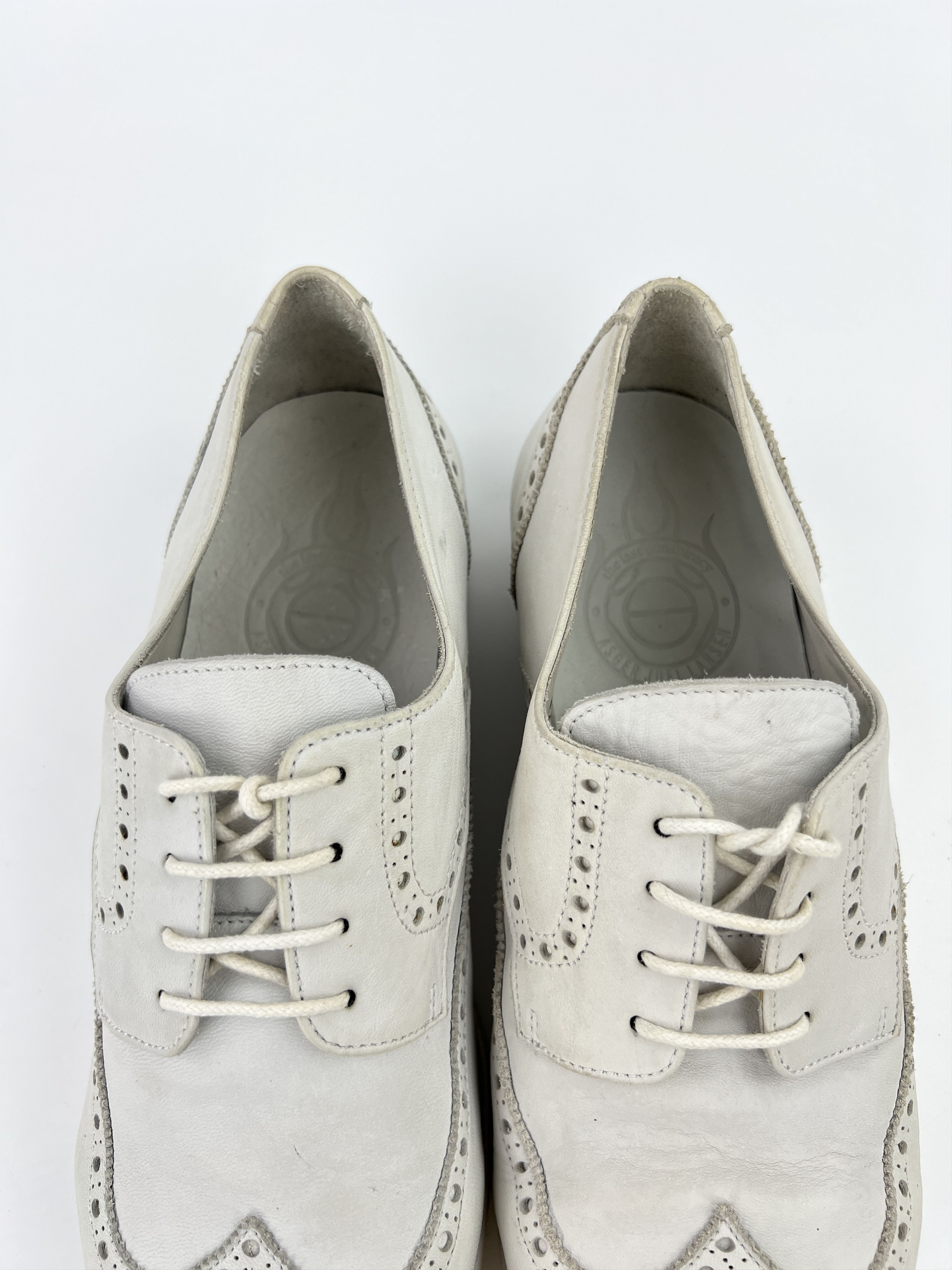 The Last Conspiracy The Last Conspiracy White Leather Painted Boots Oxford Shoes Size US 11 / EU 44 - 12 Thumbnail