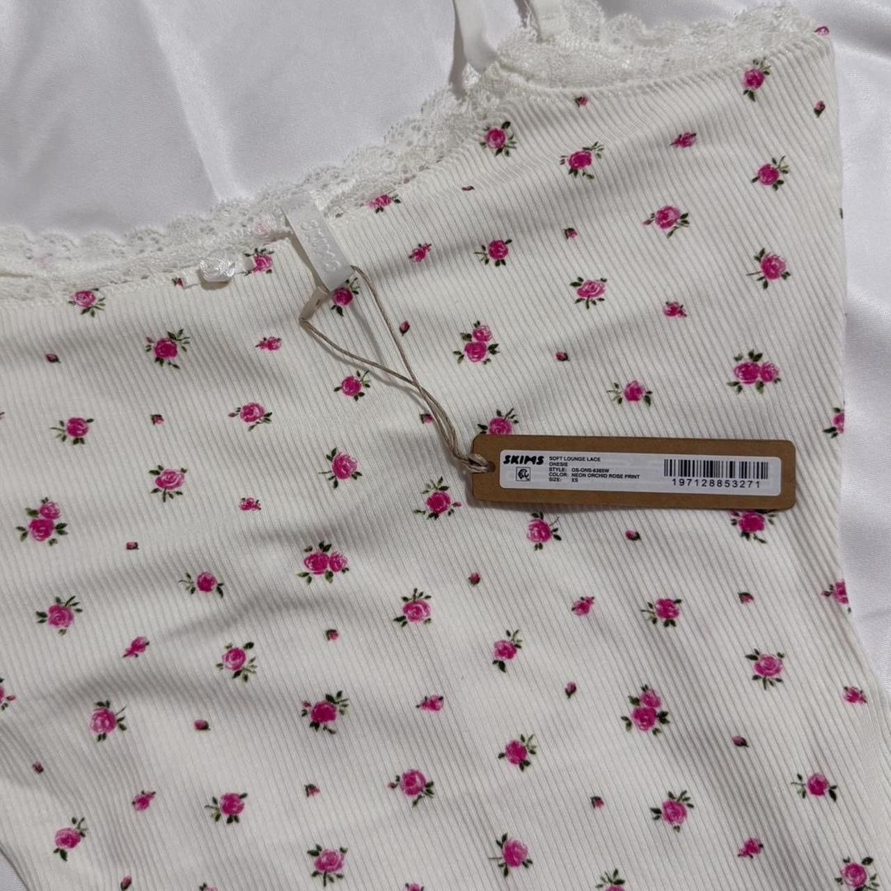 SKIMS Skims Soft Lounge Lace Onesie Size XS / US 0-2 / IT 36-38 - 3 Thumbnail