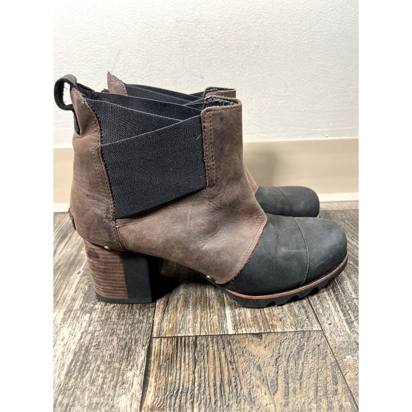 SOREL VINTAGE Sorel Boots Chelsea Bootie Women M Leather Brown 11 Block Heel Ankle Boots NL2300 J1 Size US 11 / IT 41 - 2 Thumbnail
