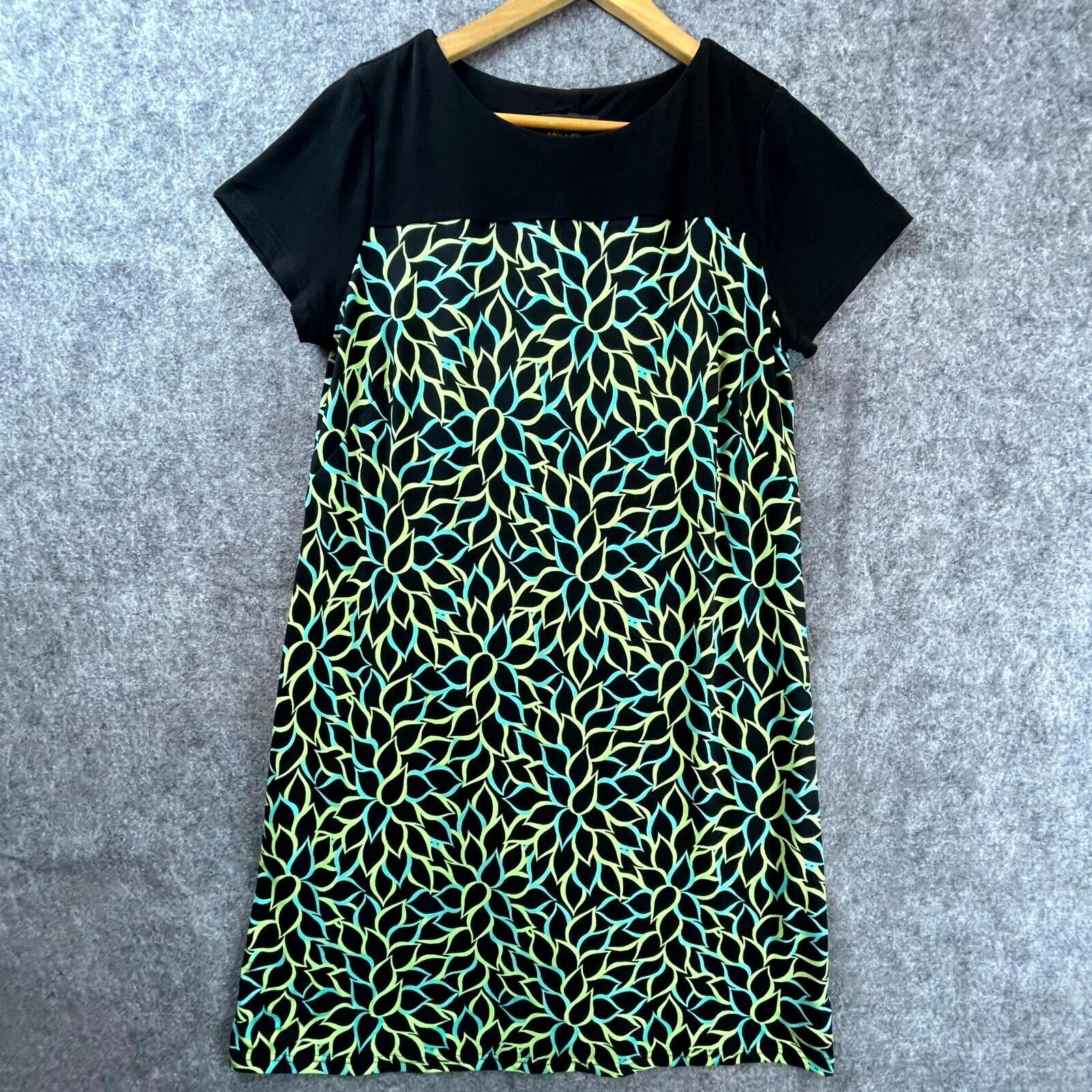 Bob Mackie Bob Mackie Dress M Black Green Patterned Stretch Artsy Size M / US 6-8 / IT 42-44 - 1 Thumbnail
