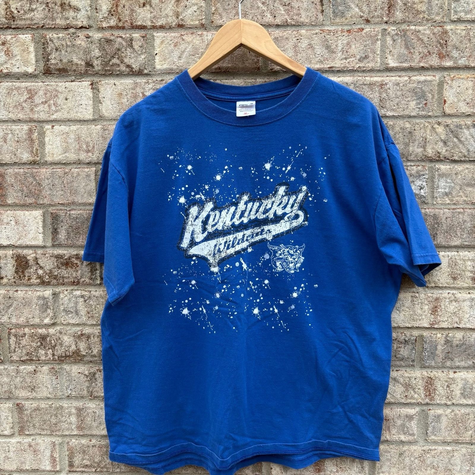 Anvil Kentucky graphic t shirt Size US XL / EU 56 / 4 - 1 Thumbnail