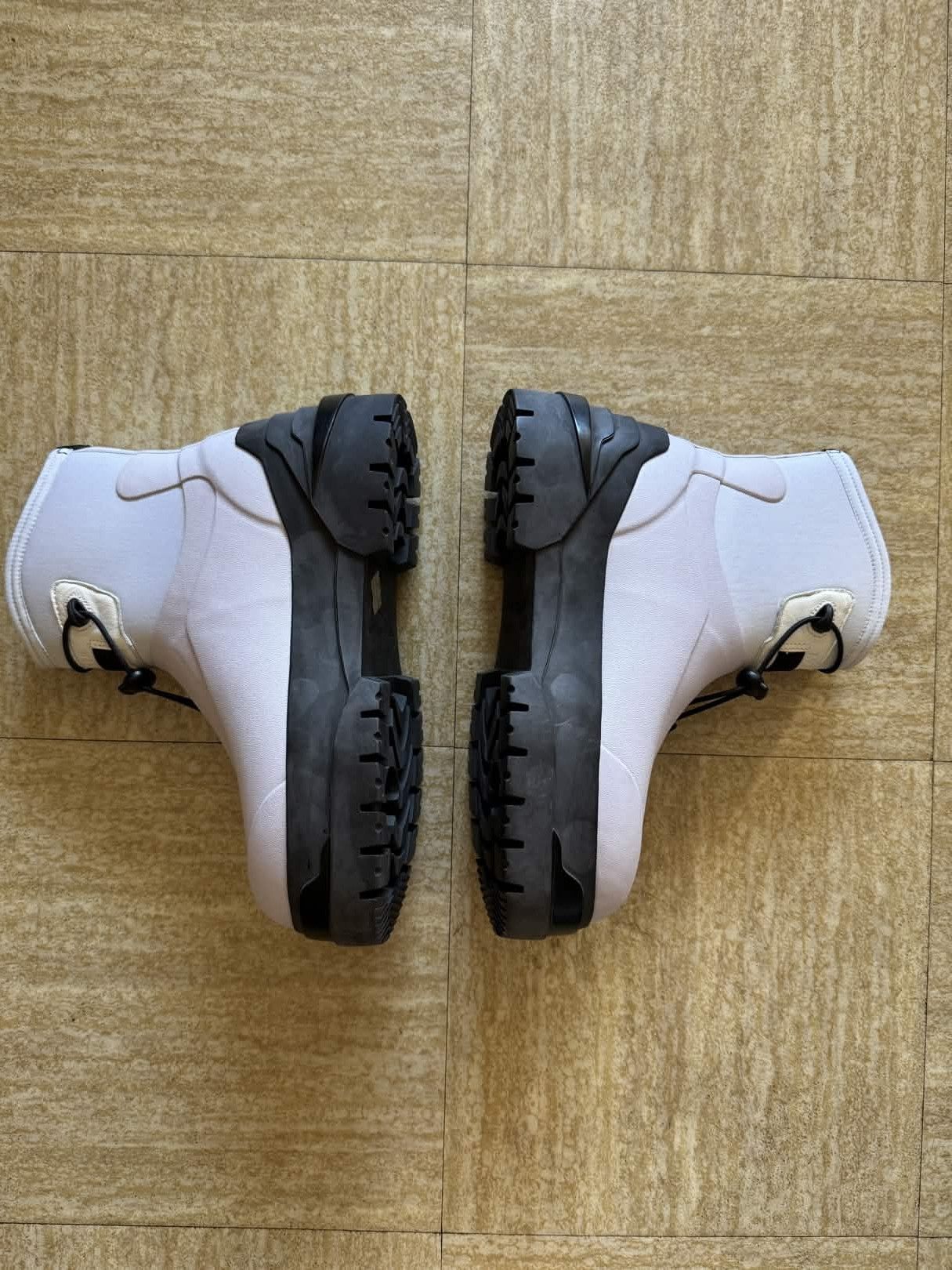 1017 ALYX 9SM Moncler Genius x 1017 Alyx 9SM Alison Scarpa Boots White Size US 7 / EU 40 - 4 Thumbnail