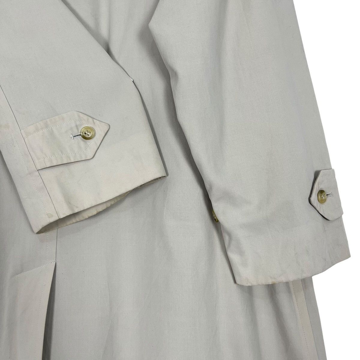 Burberry × Vintage Vintage 90’s Burberrys Trench Coat Size US M / EU 48-50 / 2 - 13 Thumbnail