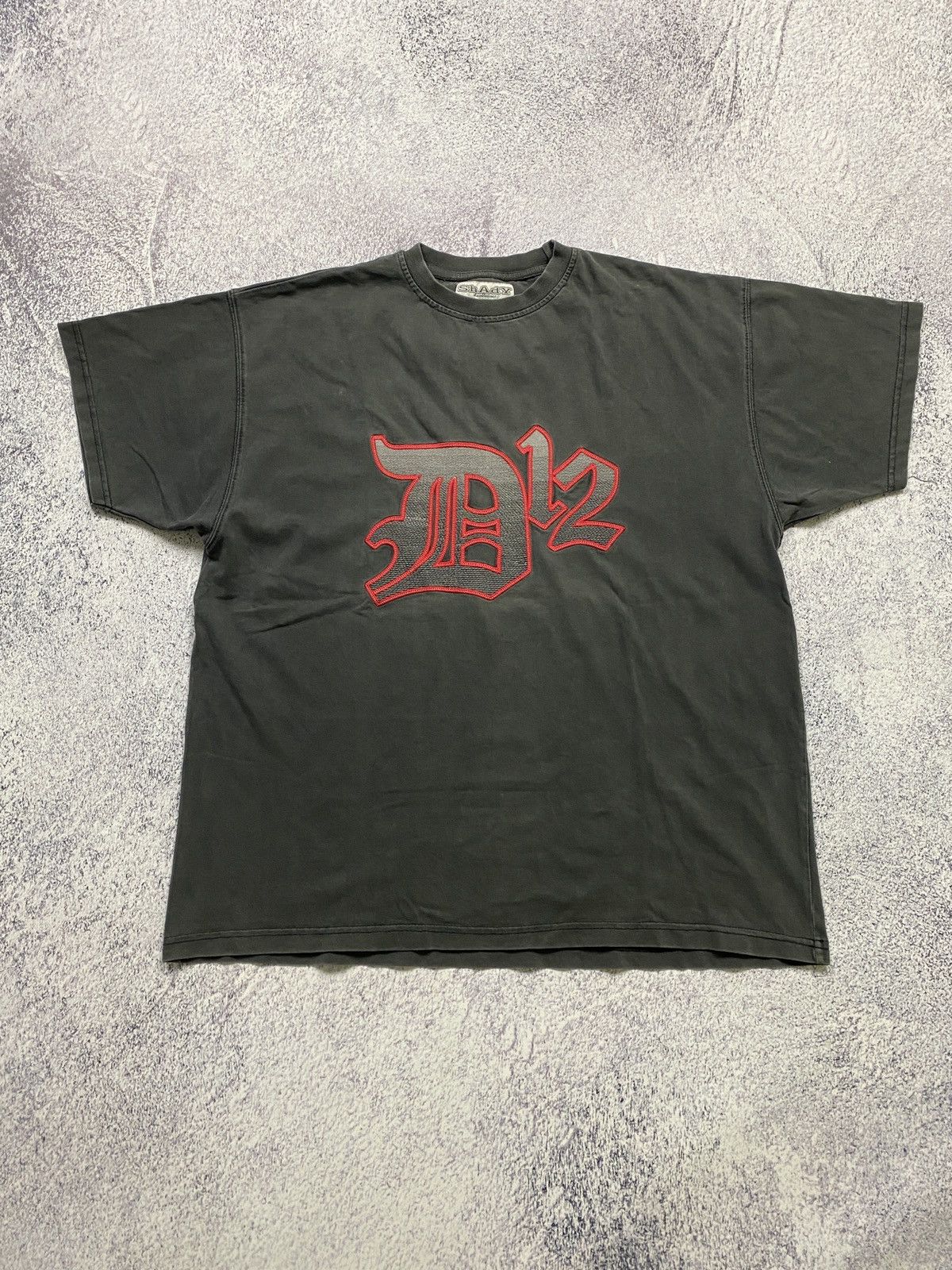 Band Tees × Rap Tees × Vintage Vintage D12 Detroit Eminem 2000 Slim Shady Rap T-shirt Size US XL / EU 56 / 4 - 4 Thumbnail