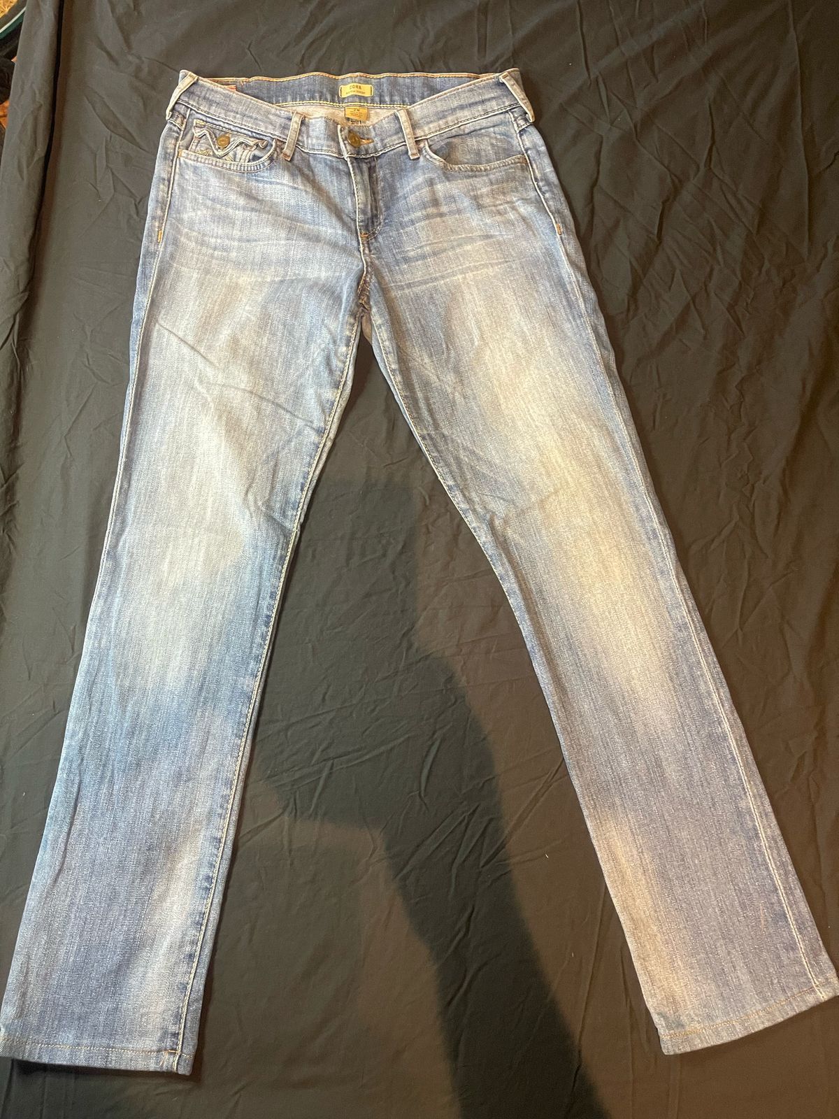 True Religion TRUE RELIGION CORA MID RISE STRAIGHT SZ 28 Size 28" / US 6 / IT 42 - 2 Thumbnail