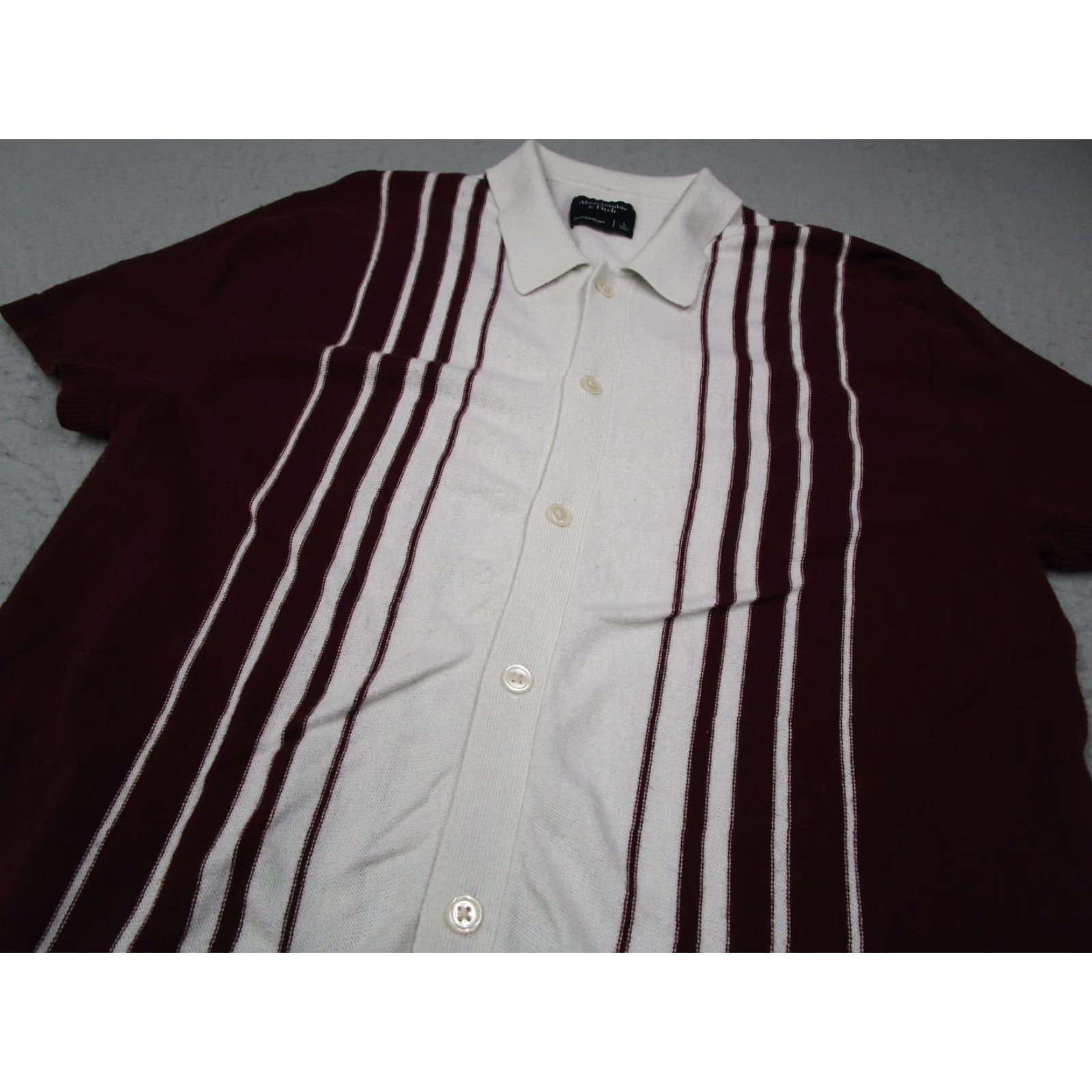 Abercrombie & Fitch VINTAGE Abercrombie & Fitch Sweater Cardigan Mens Large Red Striped Cotton Blend All Seasons Size US L / EU 52-54 / 3 - 2 Thumbnail