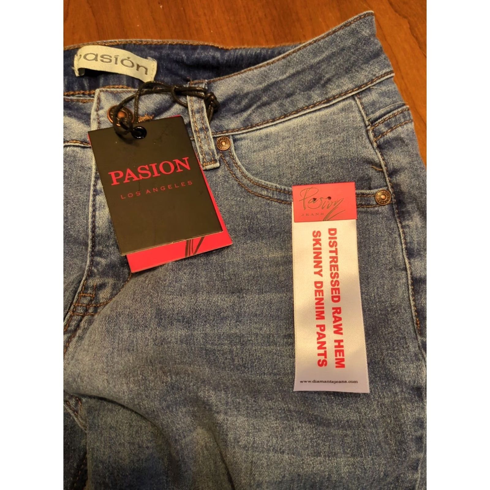 Vintage Pasion Distressed Five-Pocket Skinny Jeans Navy Size 7 NWT Womens Skinny Jeans Navy 7 NWT Size 28" / US 6 / IT 42 - 3 Thumbnail