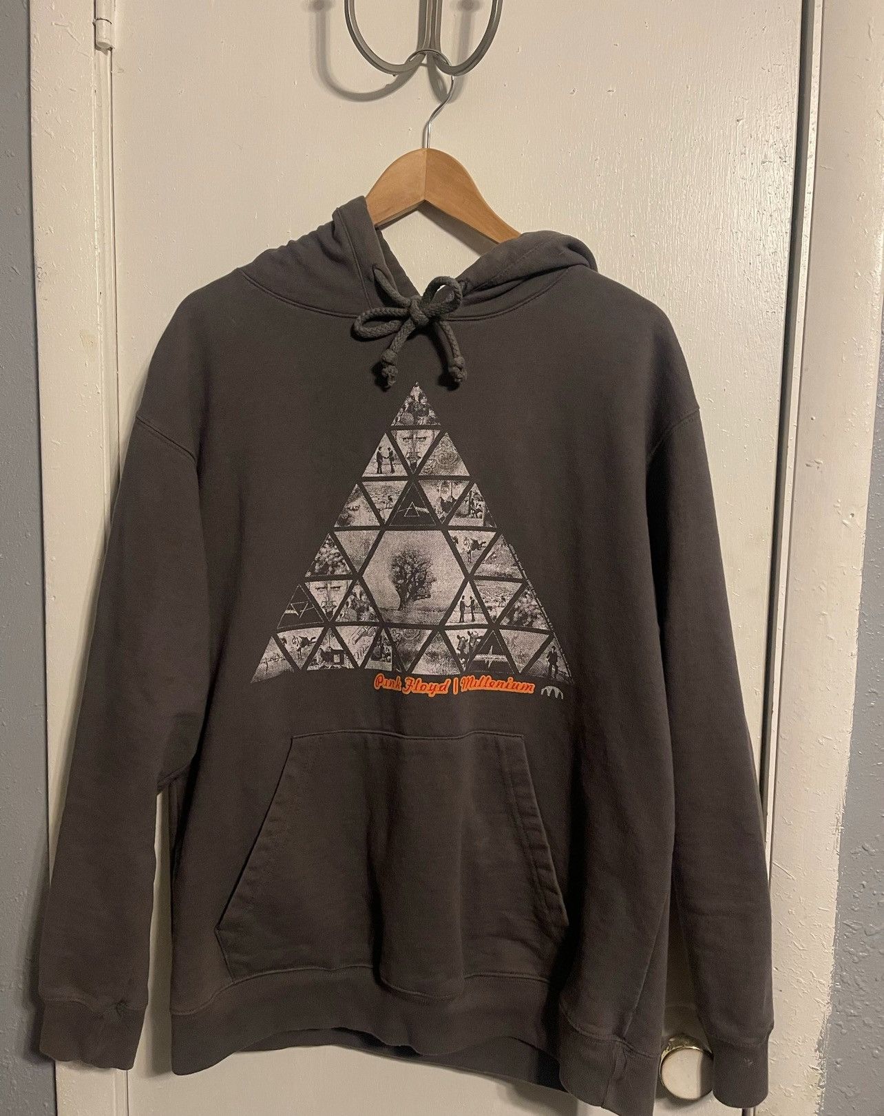 Band Tees Vintage Pink Floyd Hoodie Size US M / EU 48-50 / 2 - 1 Thumbnail