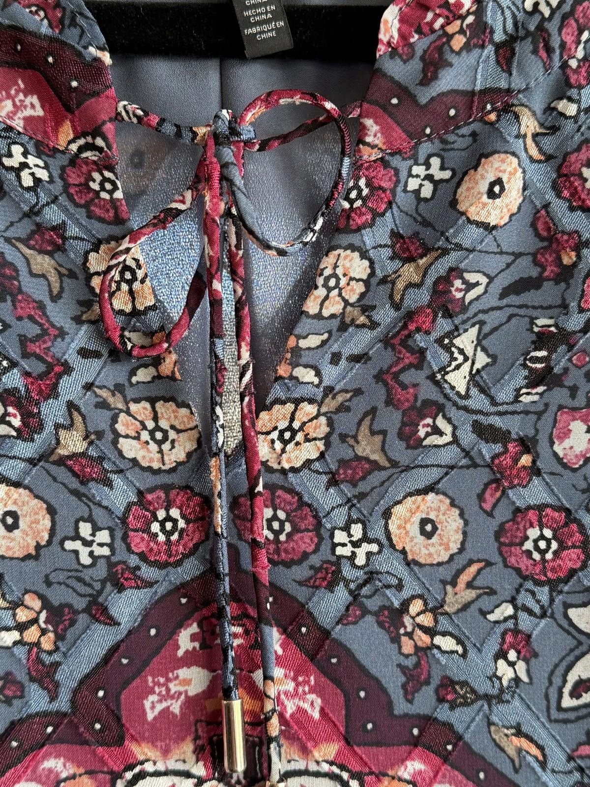 Other WHBM Boho Floral Bell Sleeve Dress Blue Rose M Size Size M / US 6-8 / IT 42-44 - 7 Thumbnail