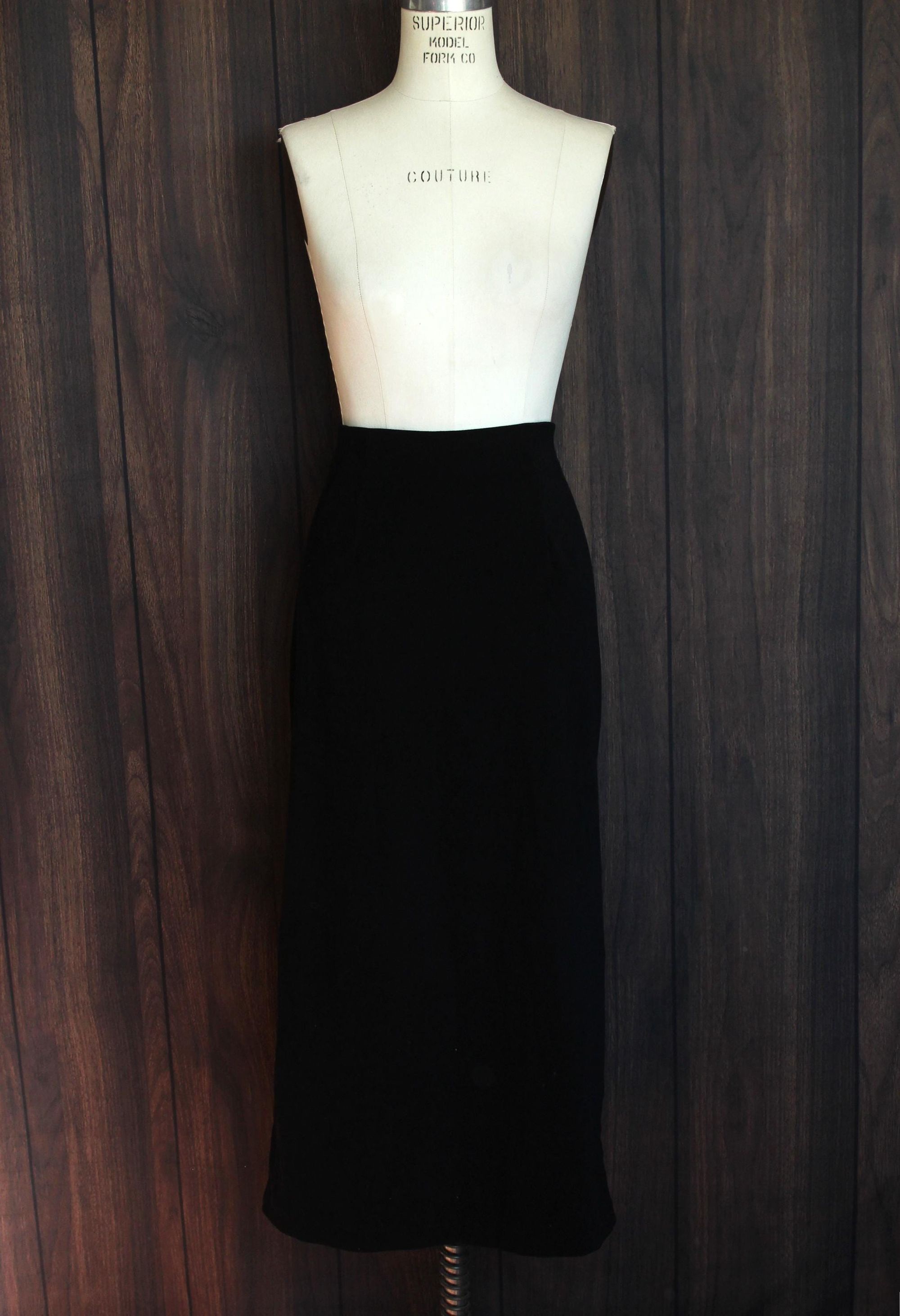 Vintage Vintage 1980s 1990s Pencil Skirt, Briggs Black Faux Suede, S Size 31" - 2 Thumbnail