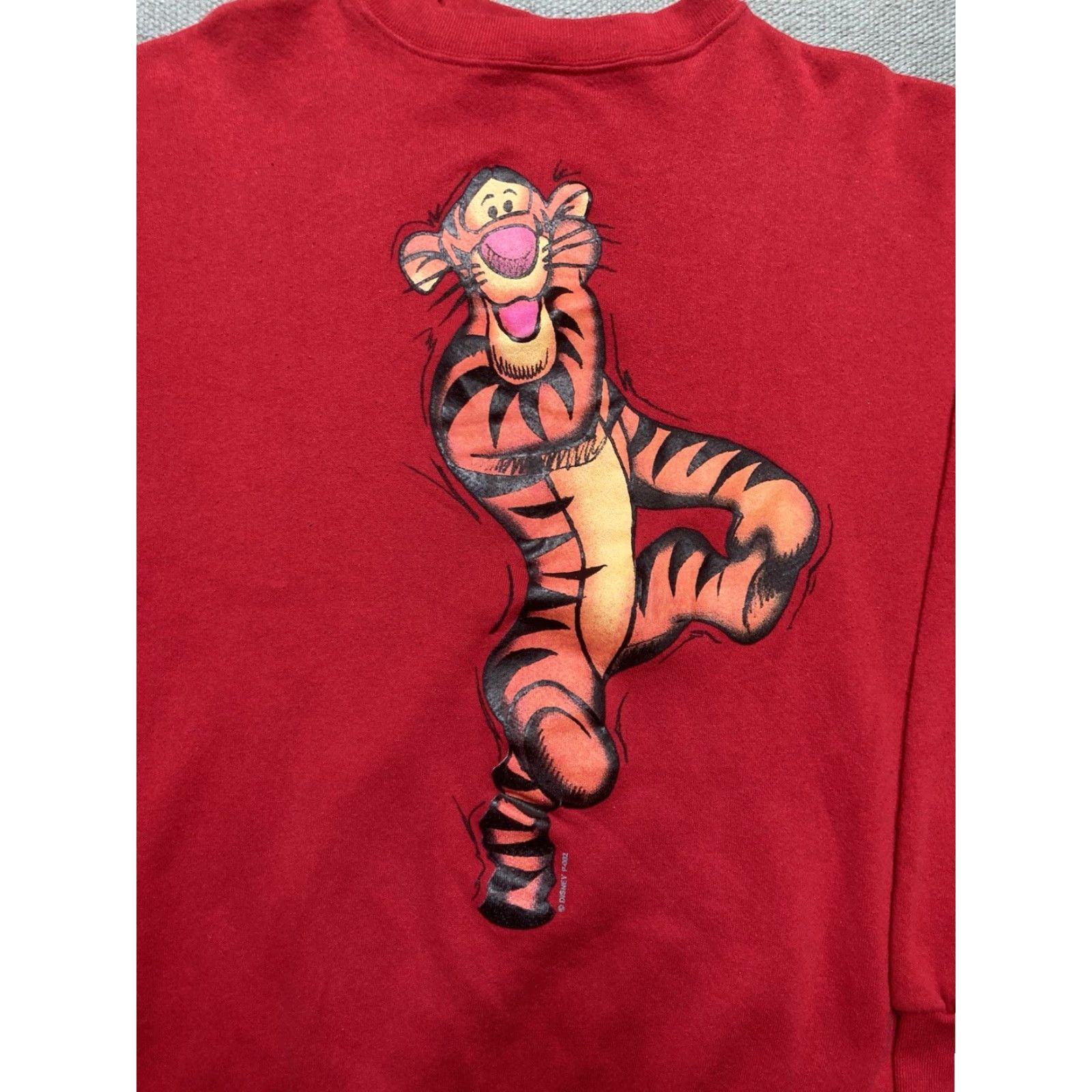 Disney VINTAGE Sweatshirt Tiger Disney Cartoon Tigger Red Pullover Adult XL Men Crewneck Size US XL / EU 56 / 4 - 2 Thumbnail