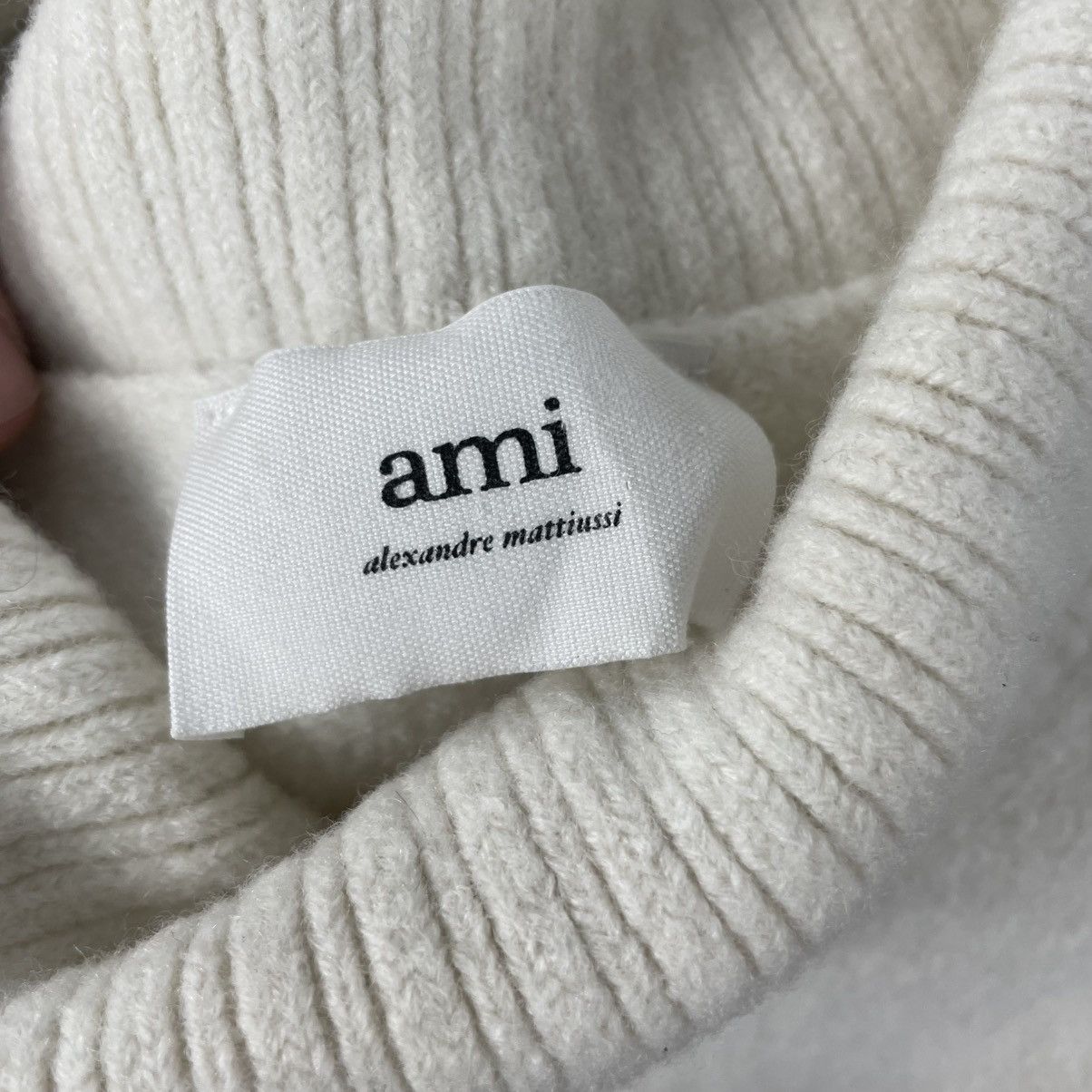 AMI AMI Alexandre Mattiussi Turtleneck Sweater White/Red sz M-L Size M / US 6-8 / IT 42-44 - 10 Thumbnail