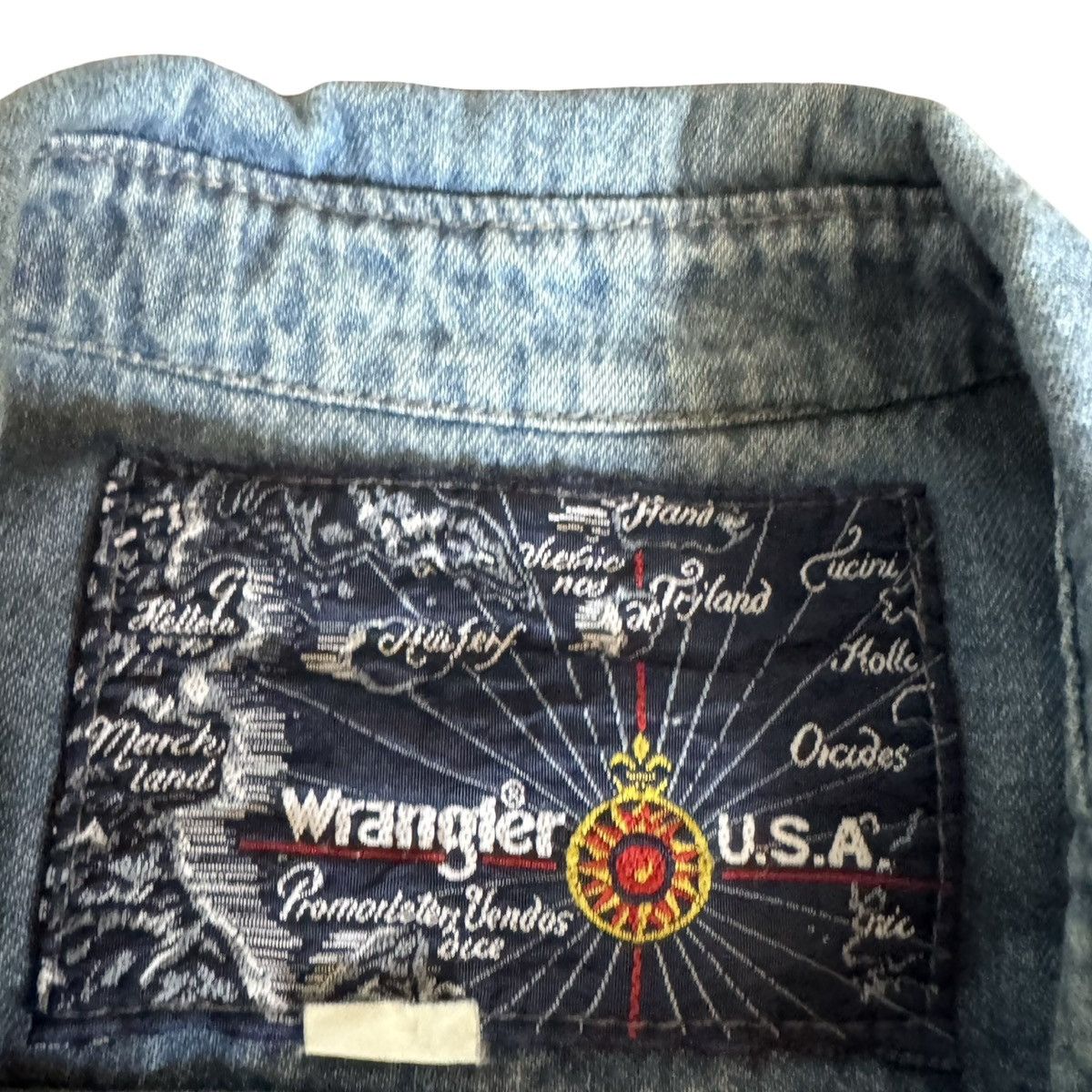 Wrangler Vintage Wrangler Men’s Denim Button-Up Shirt - Size XL Size US XL / EU 56 / 4 - 4 Thumbnail