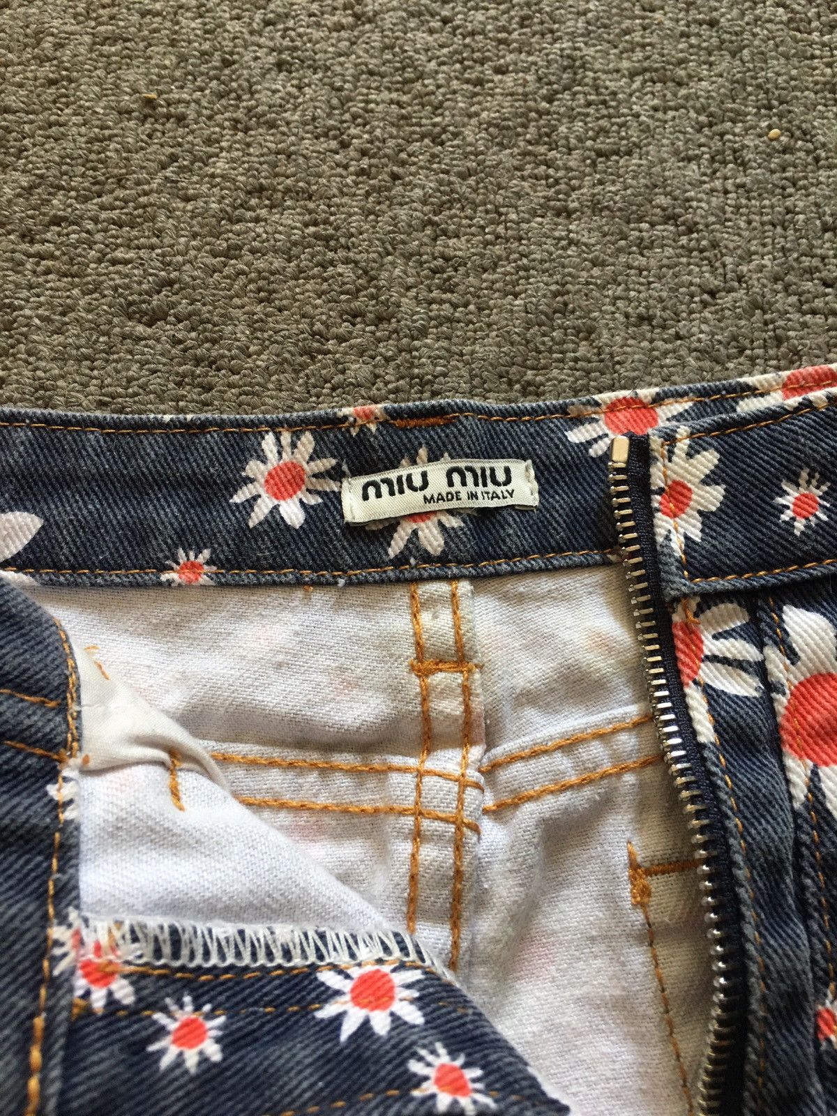 Miu Miu Miu Miu Denim Cotton Jeans Floral Mini Skirt Size M Size 28" / US 6 / IT 42 - 4 Thumbnail