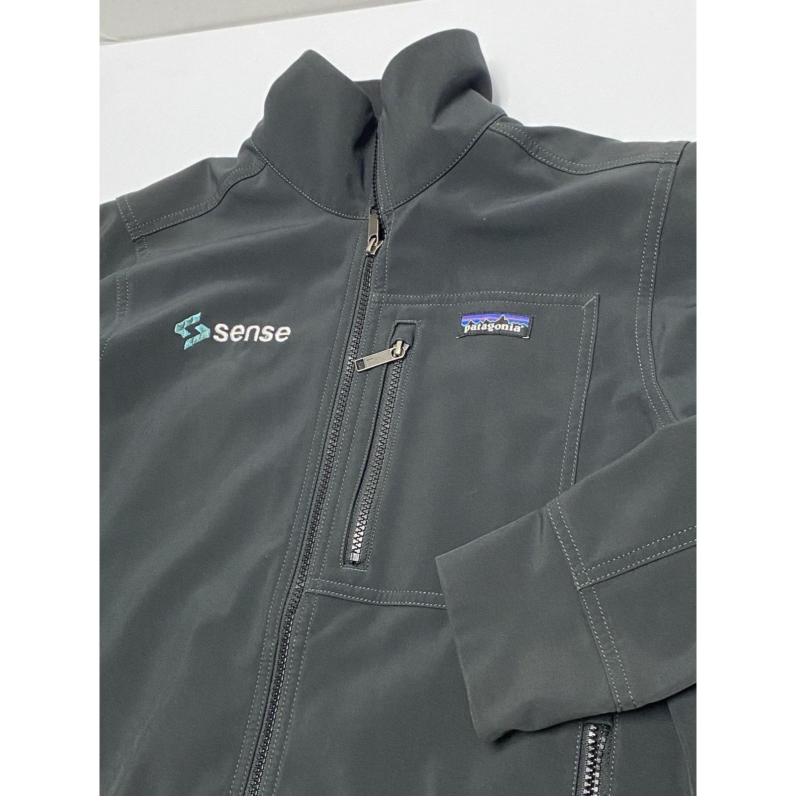 Patagonia Patagonia Jacket Mens S Black Full Zip Water Repellent Size US S / EU 44-46 / 1 - 1 Thumbnail
