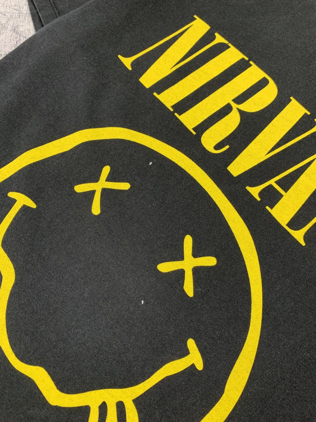Nirvana Vintage Nirvana Smile Rock Band Tour Graphic Tee Size US M / EU 48-50 / 2 - 6 Thumbnail