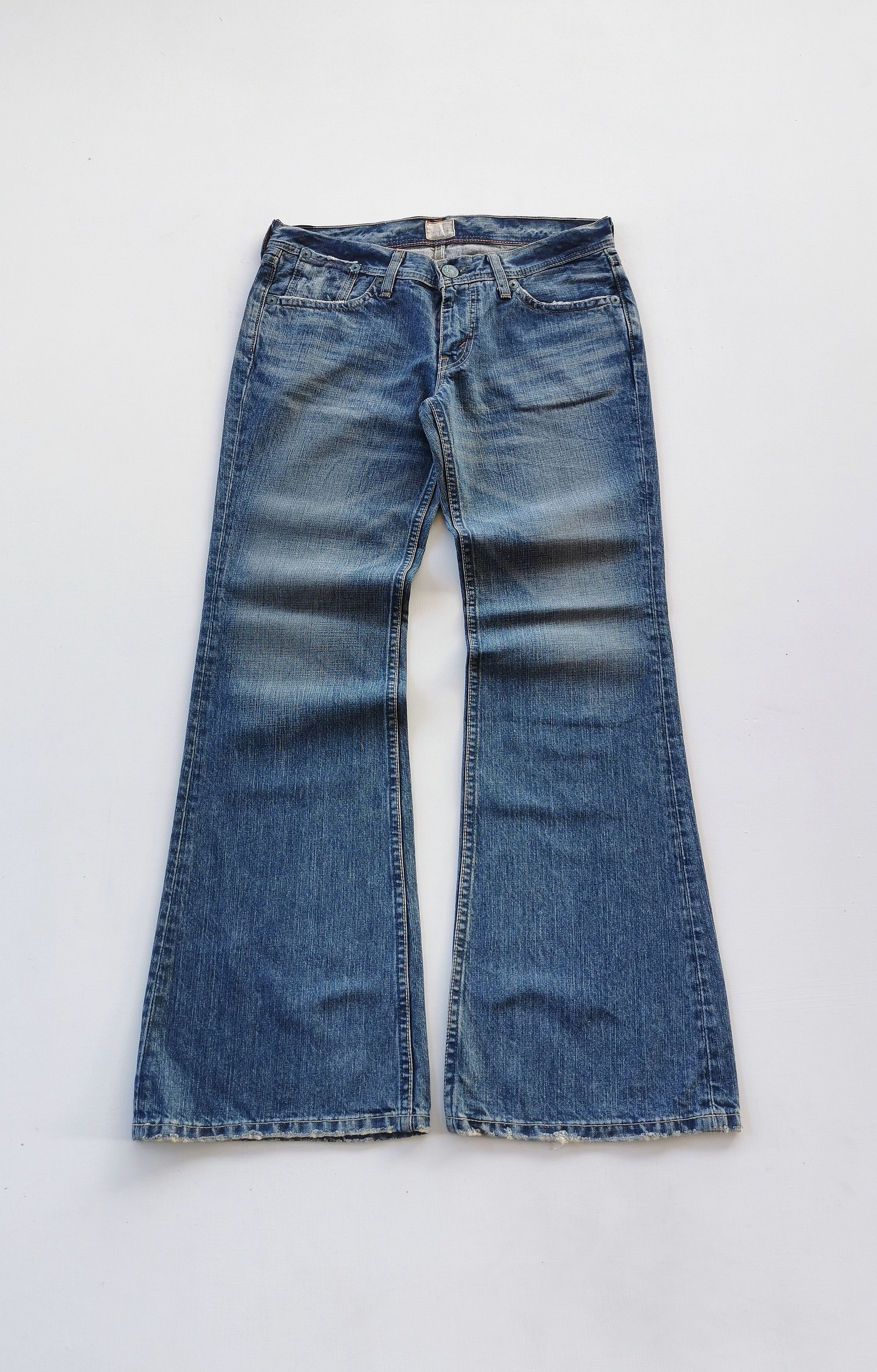 Levi's Vintage Levis Redloop Women Bootcuts/Flare Jeans Size 30" / US 8 / IT 44 - 2 Thumbnail