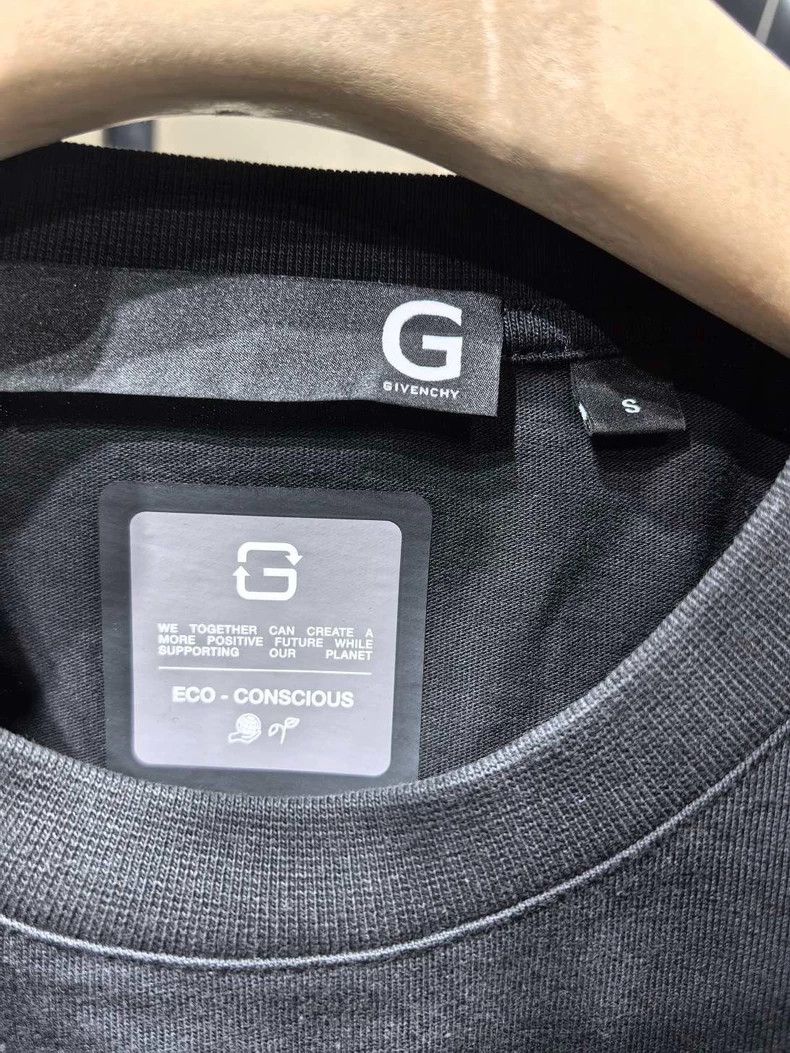 Givenchy Givenchy Black round neck T-shirt short sleeve Size US S / EU 44-46 / 1 - 5 Thumbnail