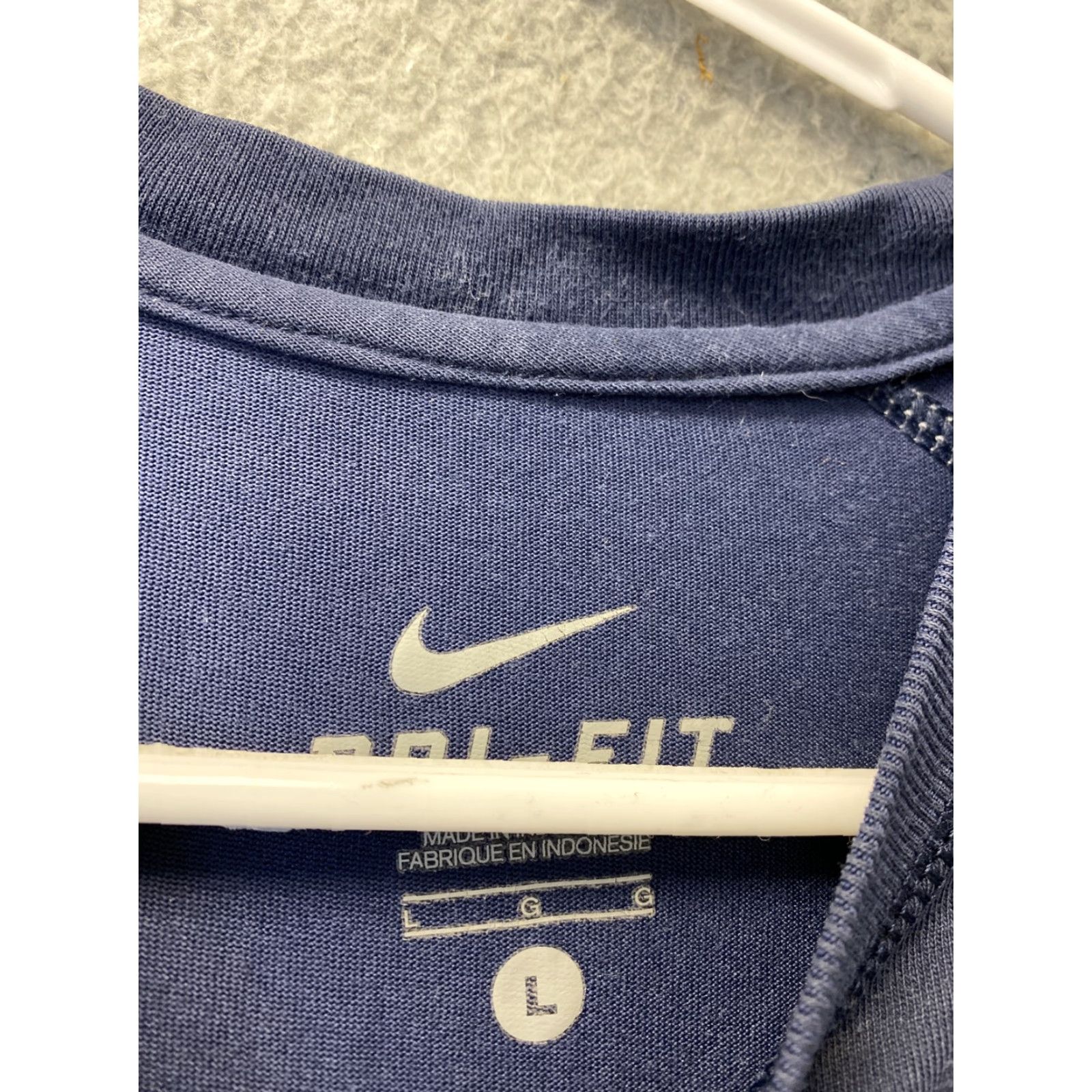 Nike Nike Shirt Mens Blue Dri-Fit Short Sleeve Logo Swoosh Large 98-51 Size US L / EU 52-54 / 3 - 3 Thumbnail