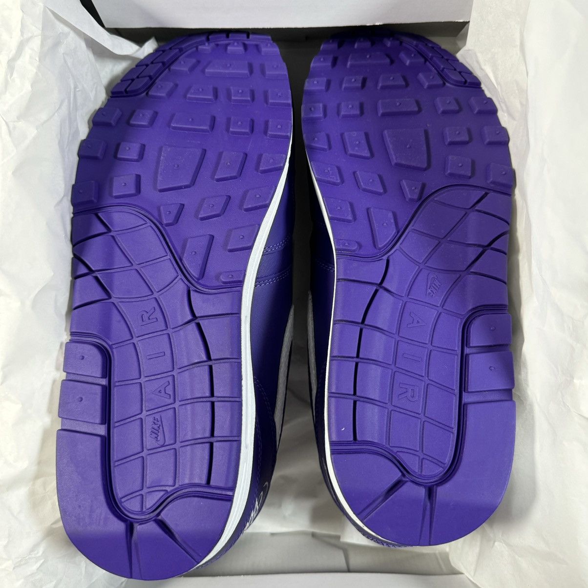 Nike × Supreme Supreme Nike Air Max 1 87’ SP Size US 10 / EU 43 - 7 Thumbnail