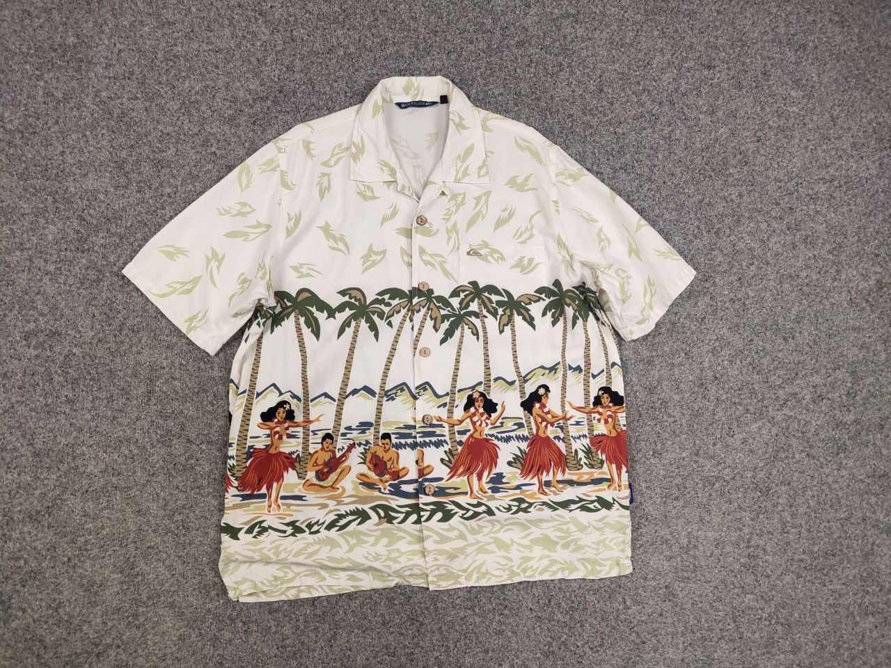 Quiksilver Vintage Quiksilver hawaiian Art Light Cotton Blend Shirt Size US M / EU 48-50 / 2 - 11 Thumbnail
