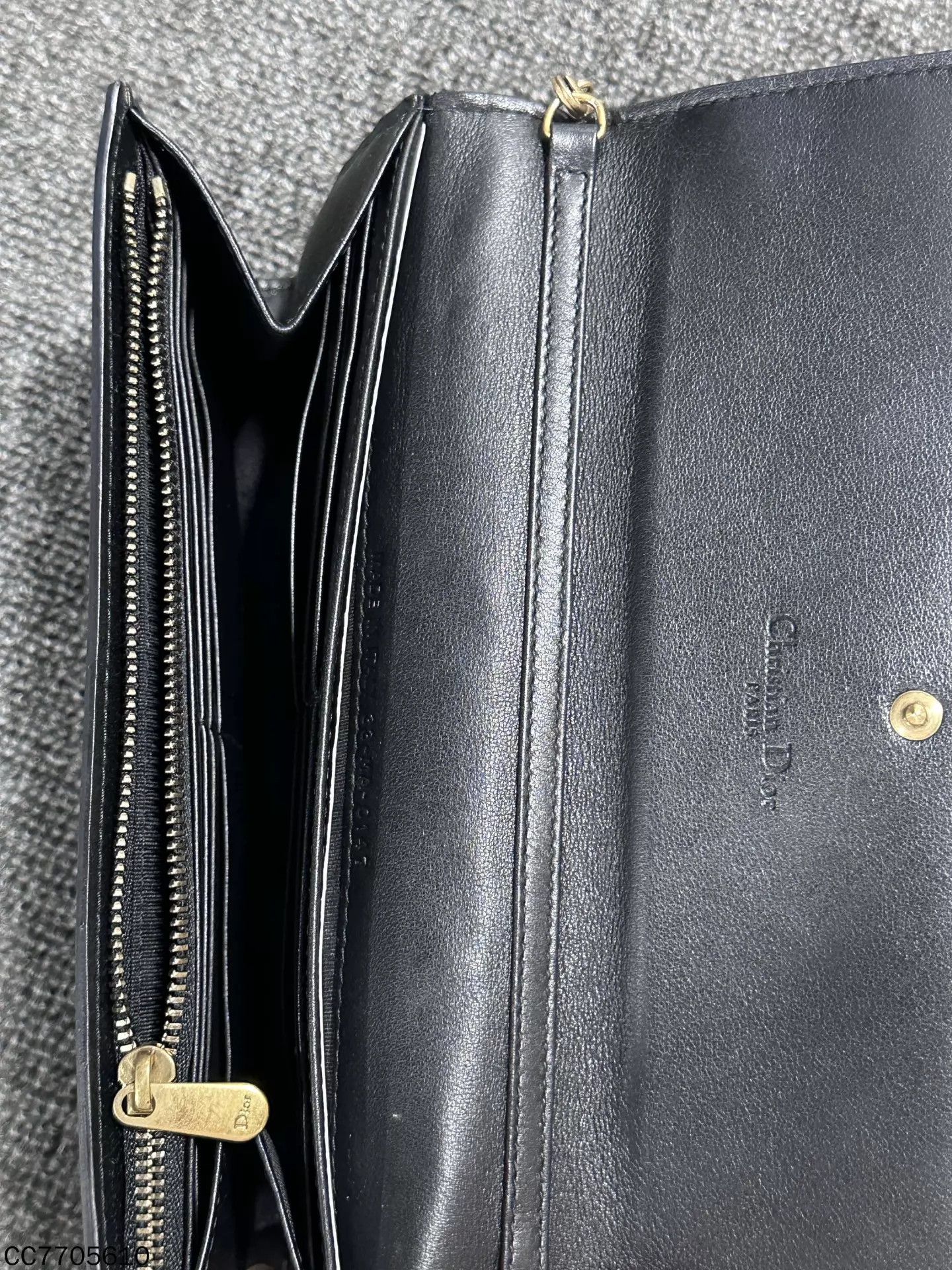 Dior Dior addict gold rivets WOC chain bag black Size ONE SIZE - 3 Thumbnail