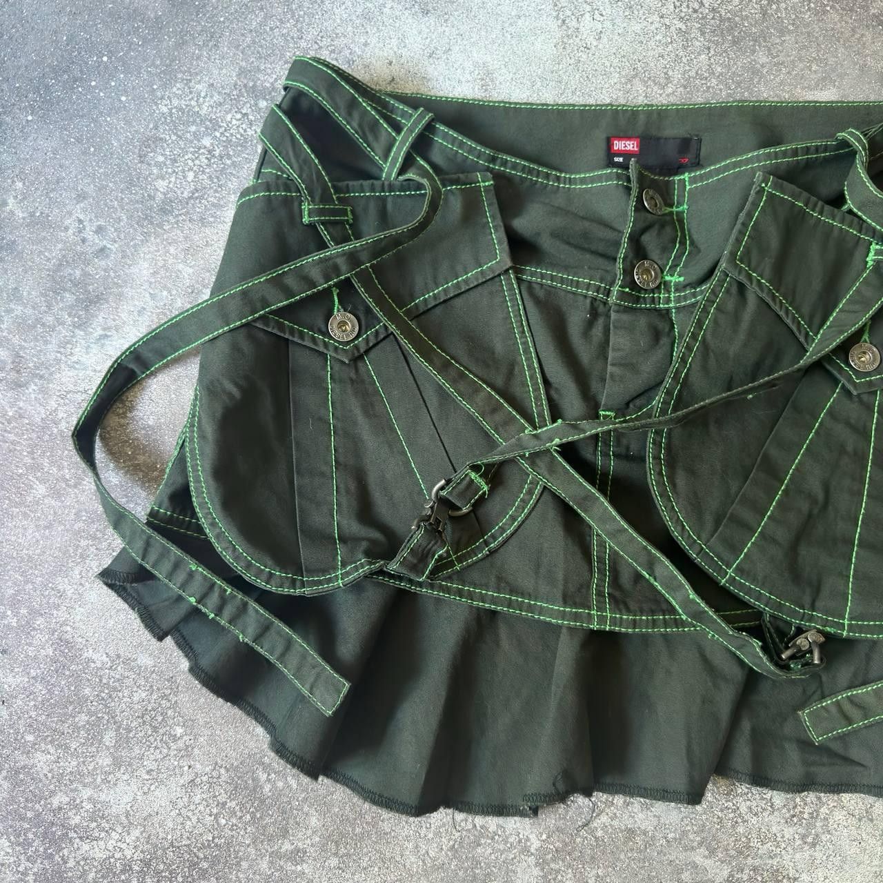 Diesel Y2K Diesel Vintage Bondage Cargo Mini Skirt Size 28" / US 6 / IT 42 - 3 Thumbnail
