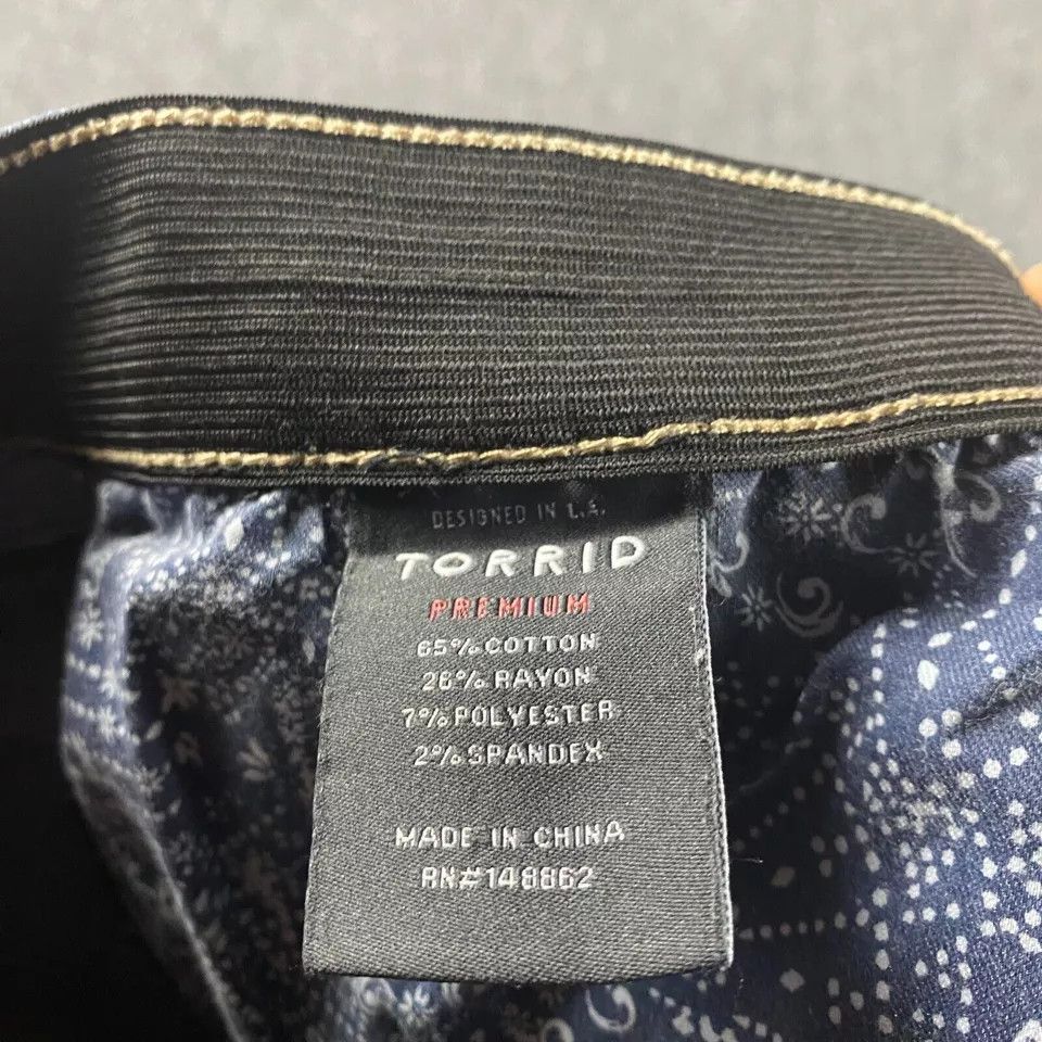 Torrid Torrid Jeans Womens 24 Premium Sky High Skinny Elastic Waist Size 40" / US 18 - 7 Thumbnail
