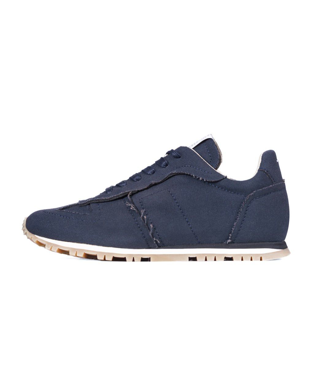 Maison Margiela MAISON MARGIELA 22 / Runner Low Top Sneaker Size US 7 / EU 40 - 1 Thumbnail