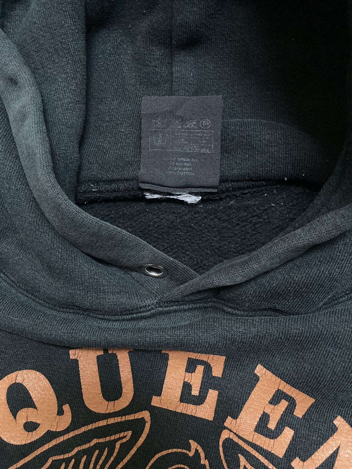Band Tees VINTAGE QUEEN HOODIE Size US M / EU 48-50 / 2 - 14 Thumbnail