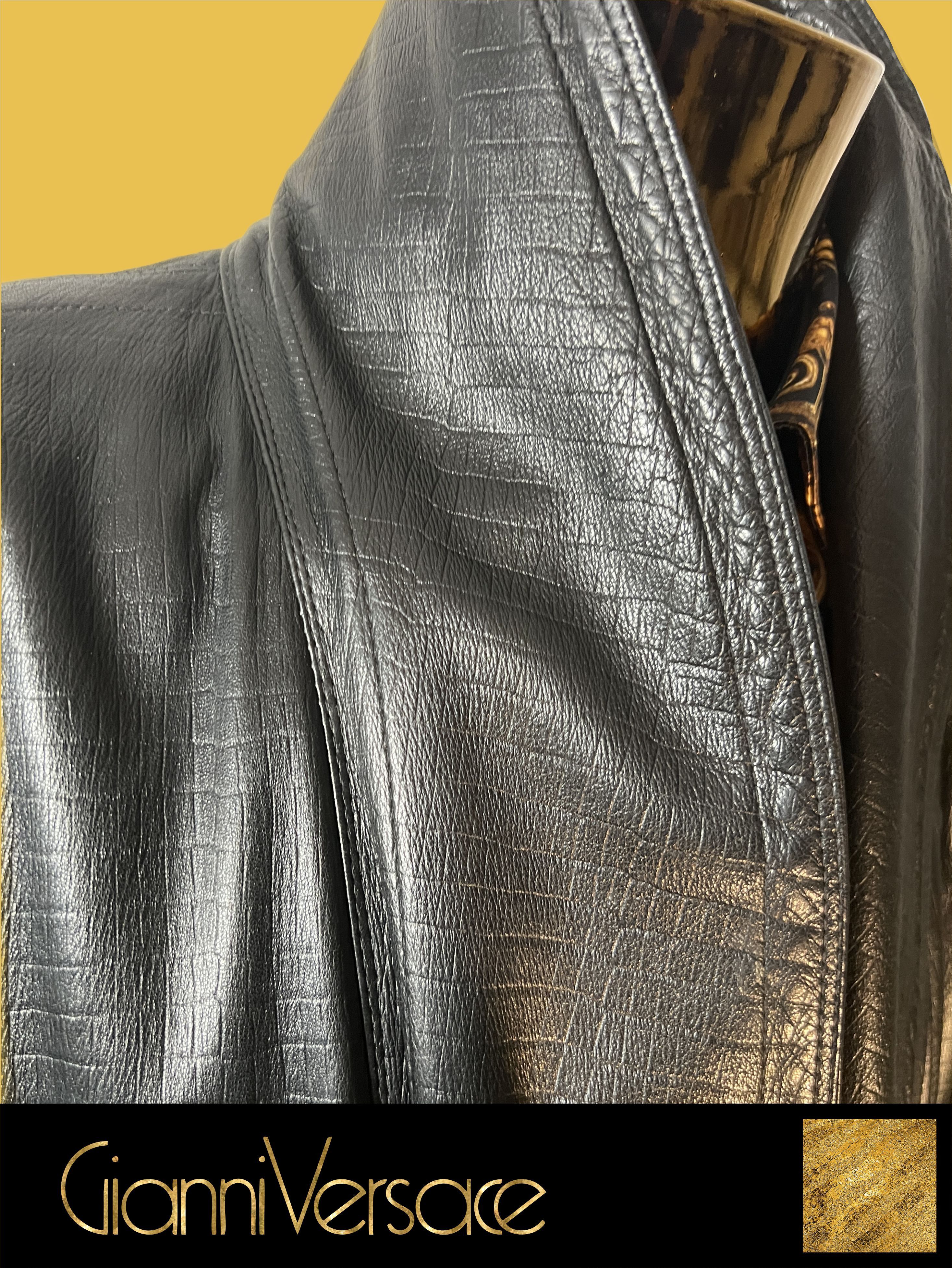 Versace Beautiful Vintage Leather Coat by Versace Size US XL / EU 56 / 4 - 9 Thumbnail