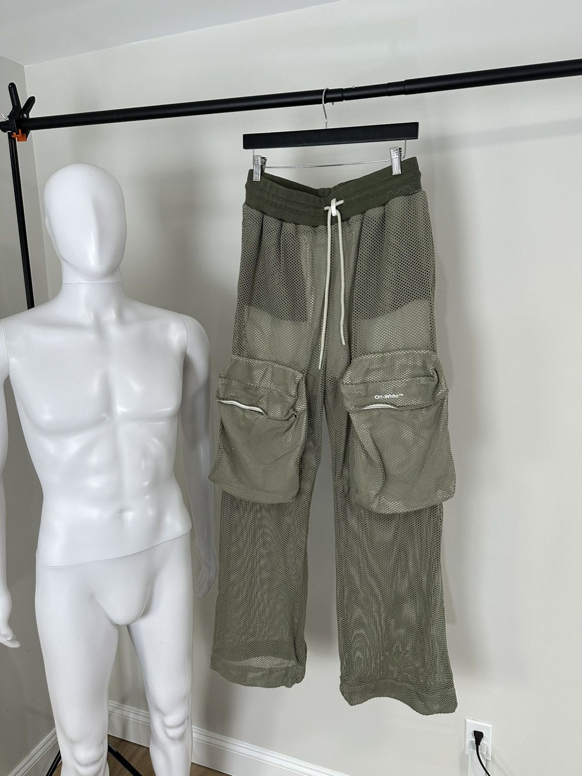 Off-White OFF-WHITE NETTED CASUAL PANTS Size US 44 / EU 60 - 1 Thumbnail