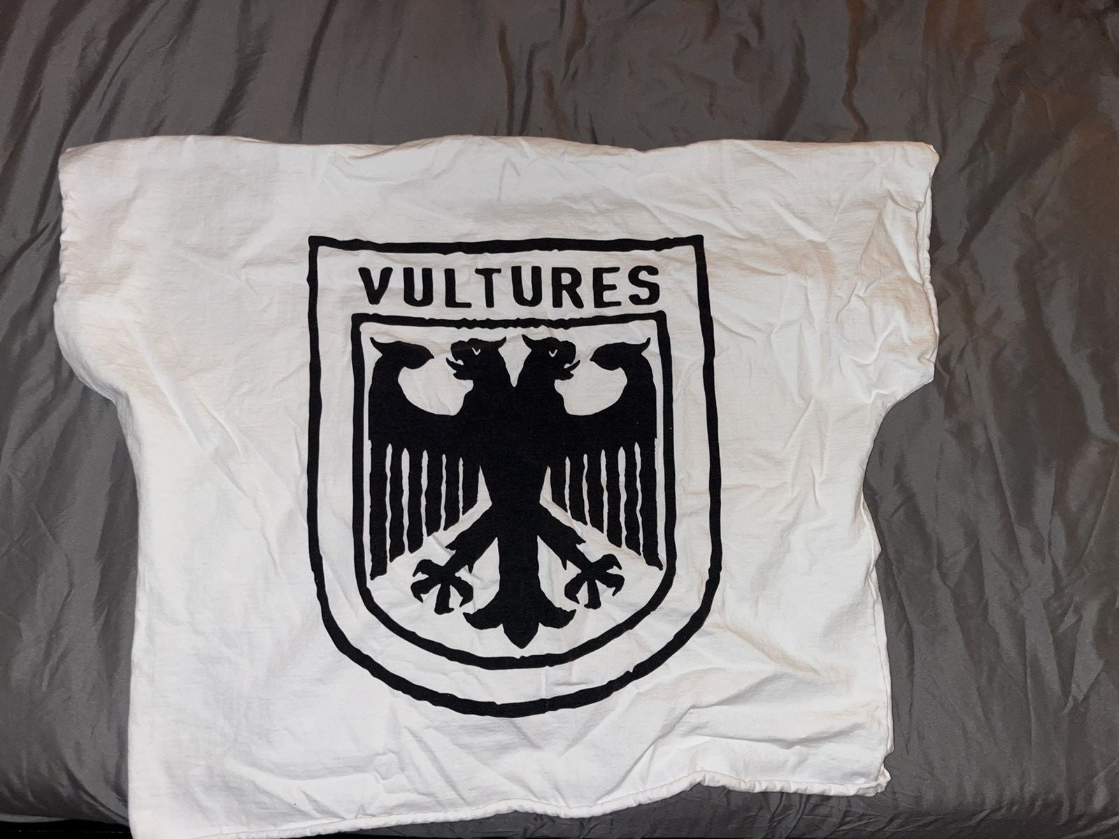 Yeezy Yeezy Vultures White Short Sleeve Size US M / EU 48-50 / 2 - 1 Thumbnail